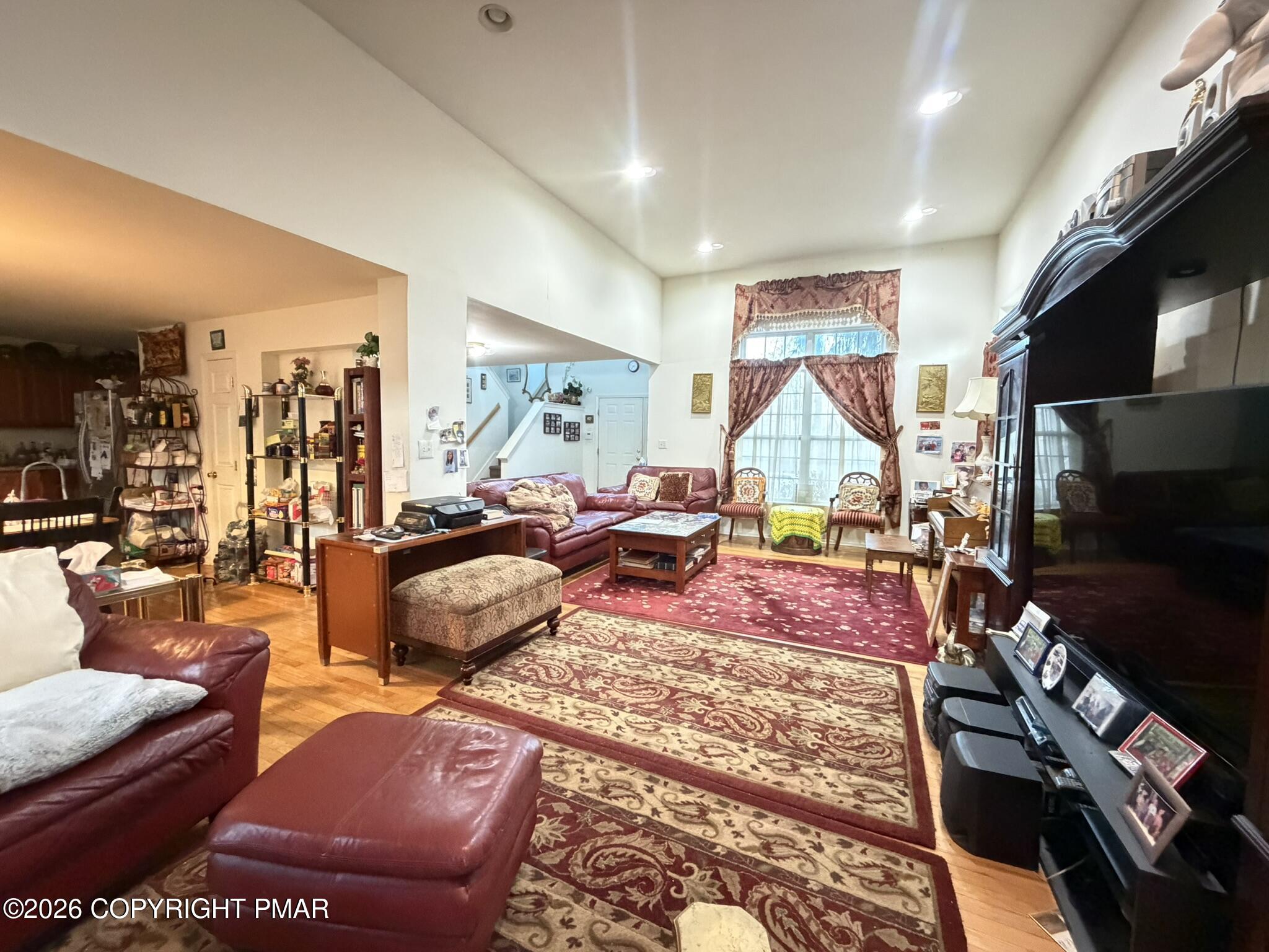 151 Kensington Drive Property Photo 10