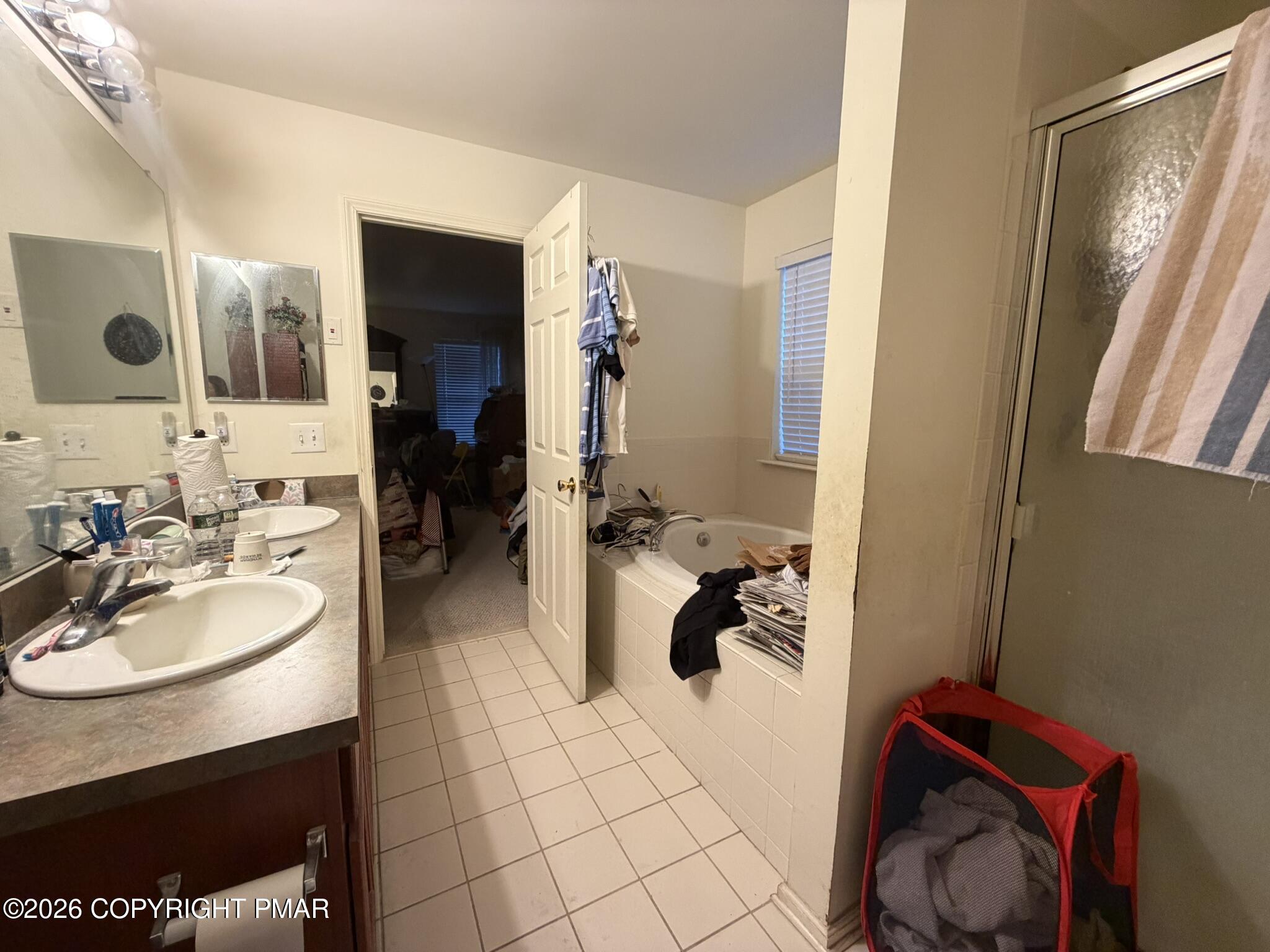 151 Kensington Drive Property Photo 23