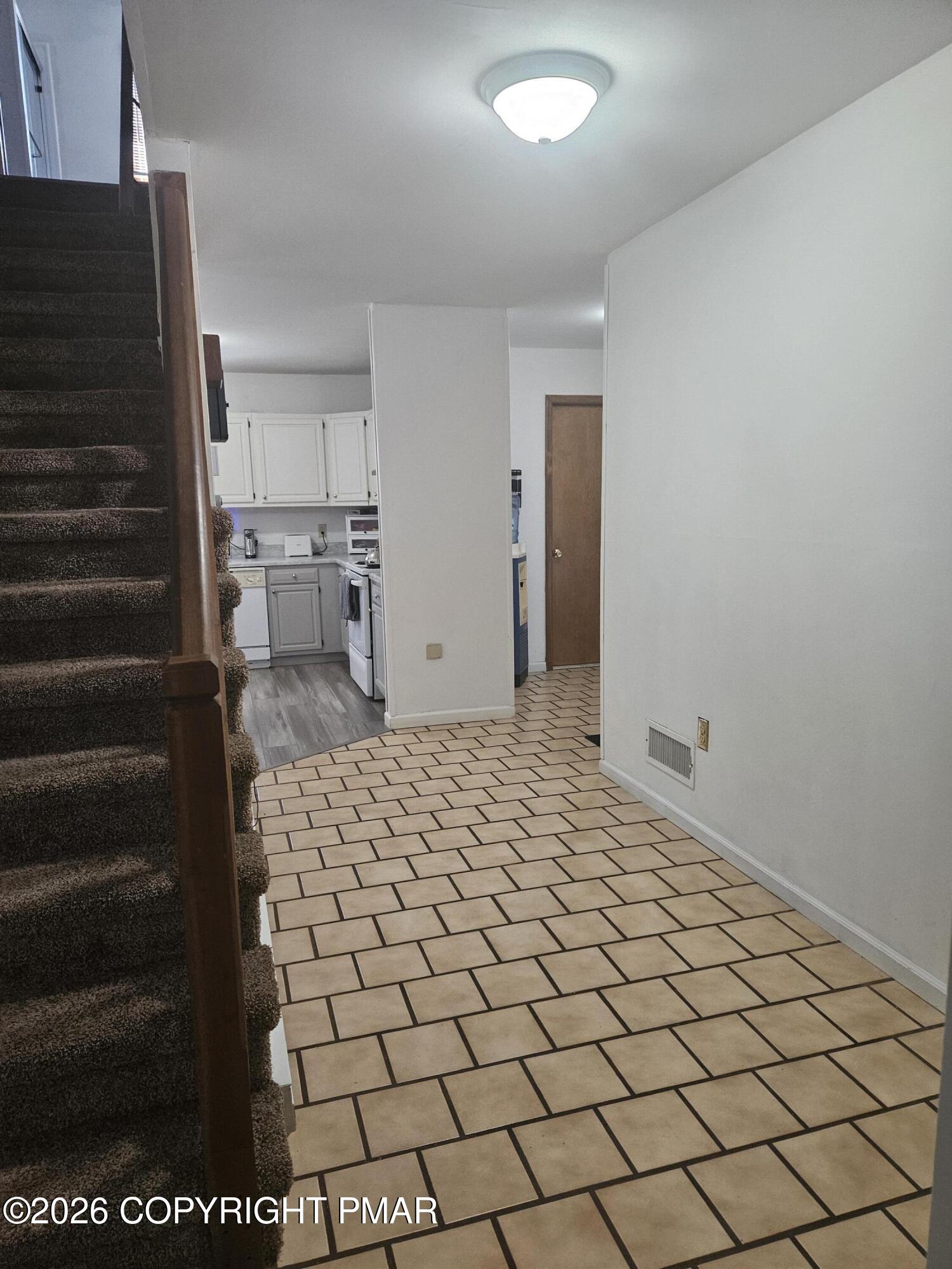 166 Tanbark Lane Property Photo 13
