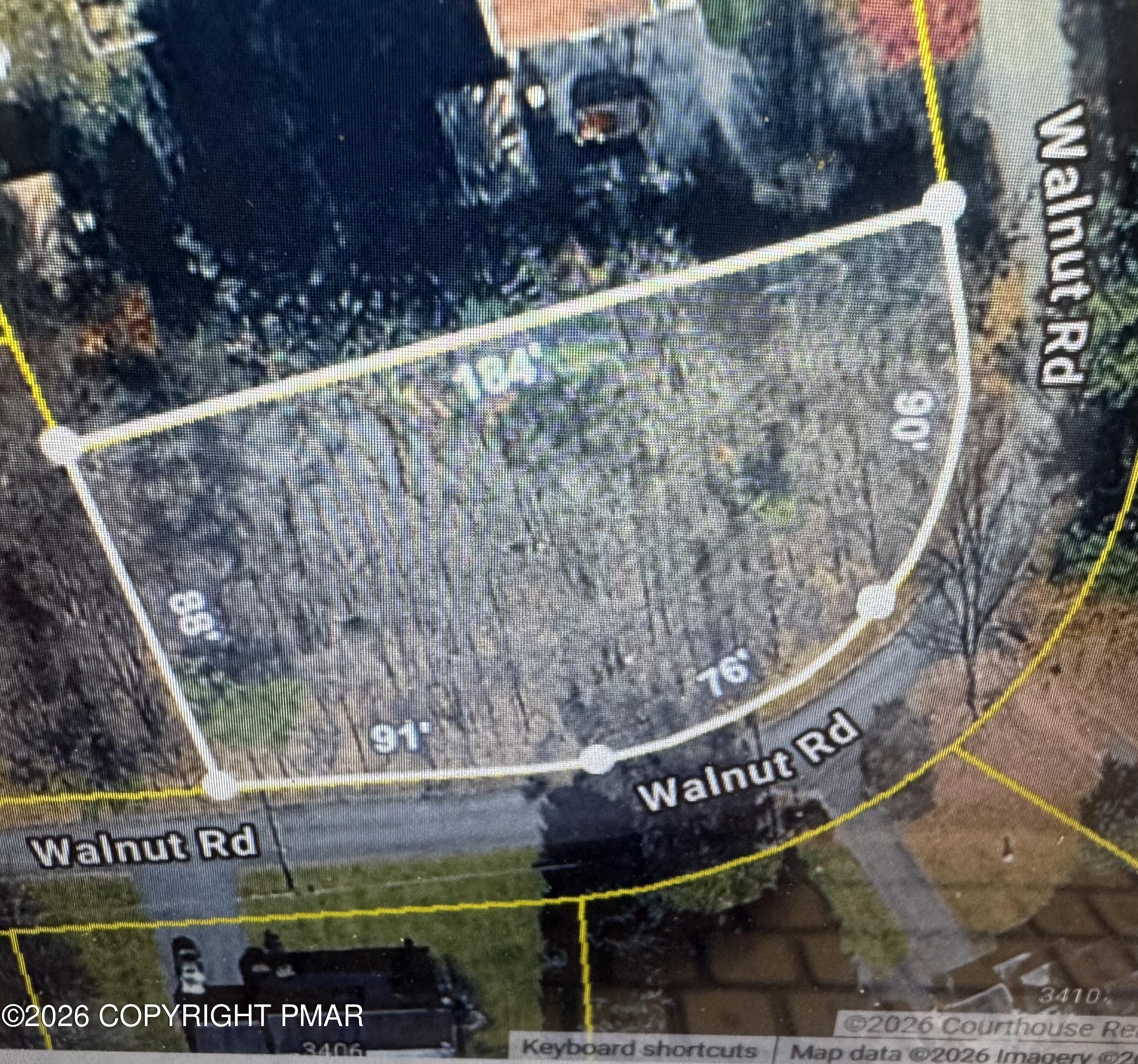 B14 Walnut Rd B Road Property Photo 1