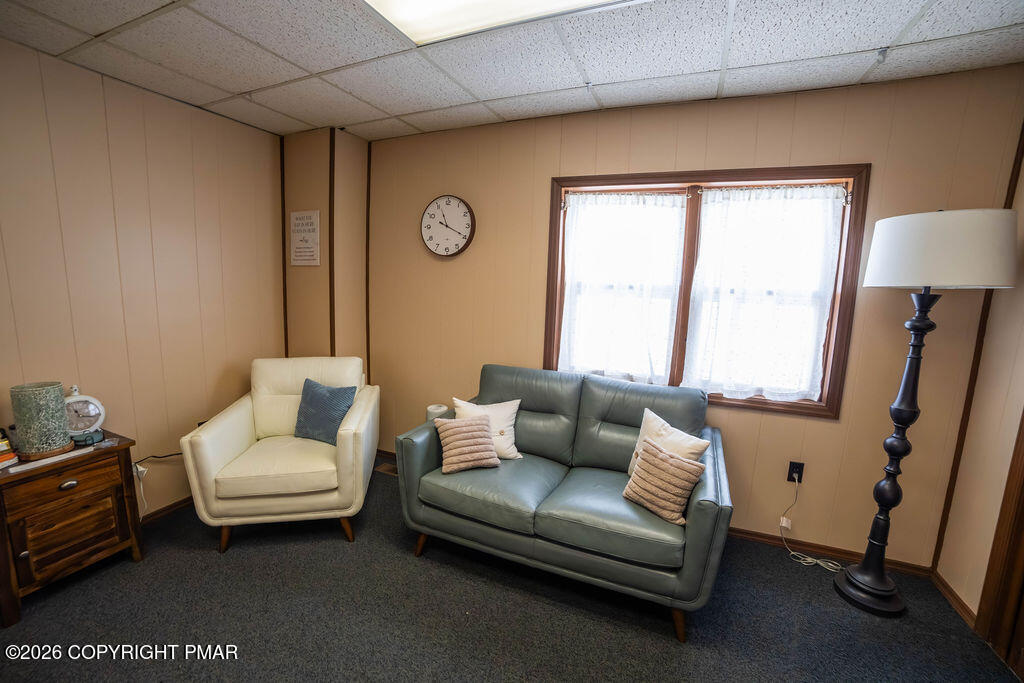 811 Monroe Street Property Photo 8