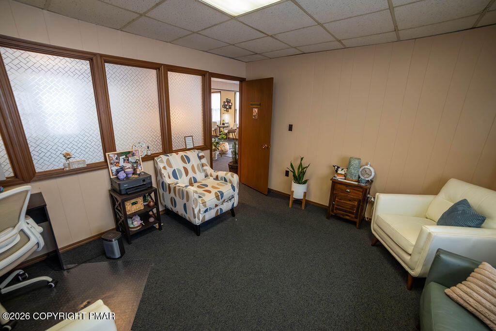 811 Monroe Street Property Photo 9