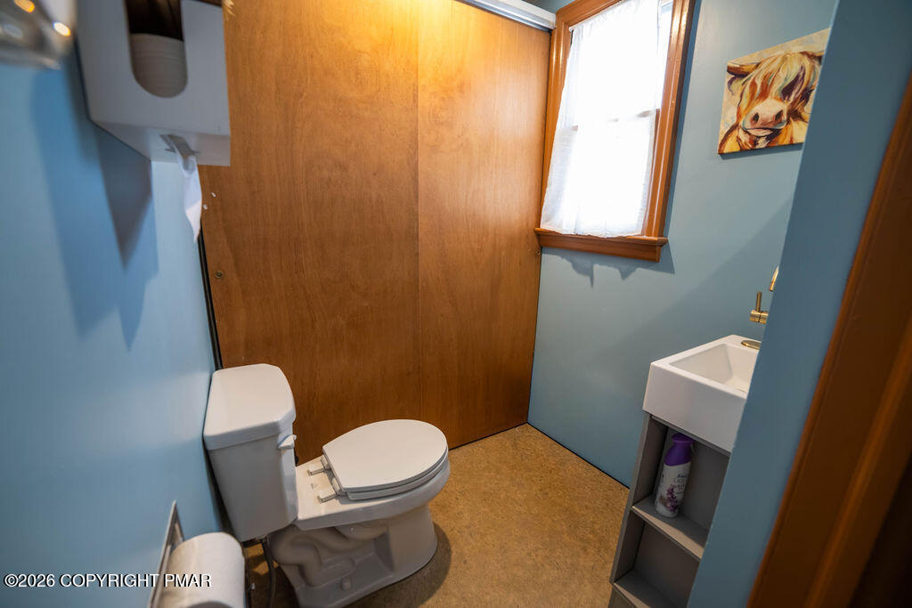 811 Monroe Street Property Photo 35