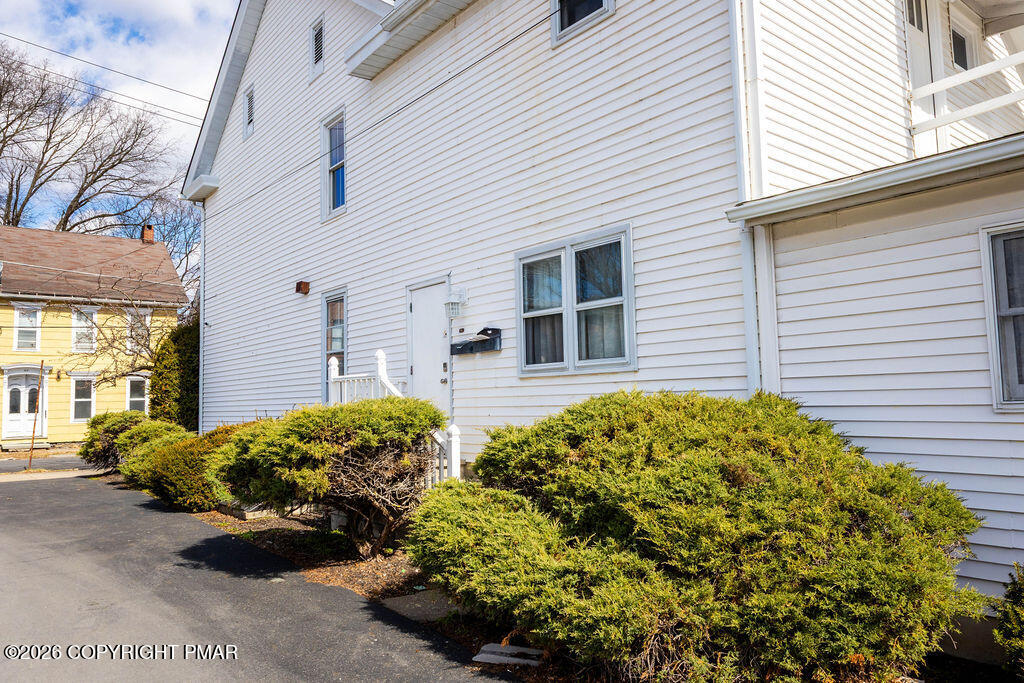 811 Monroe Street Property Photo 39