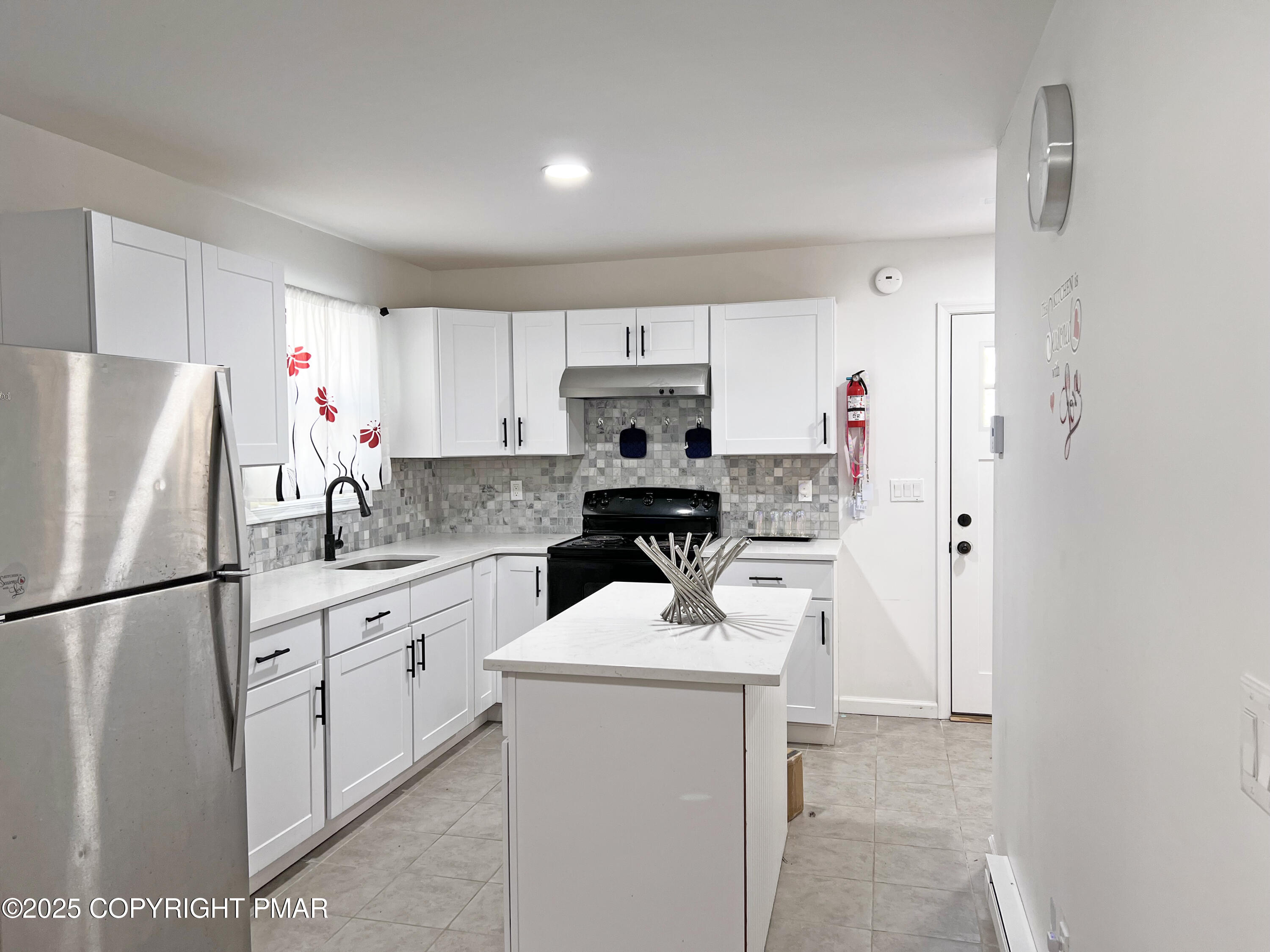 4506 Briarcliff Terrace Property Photo 2