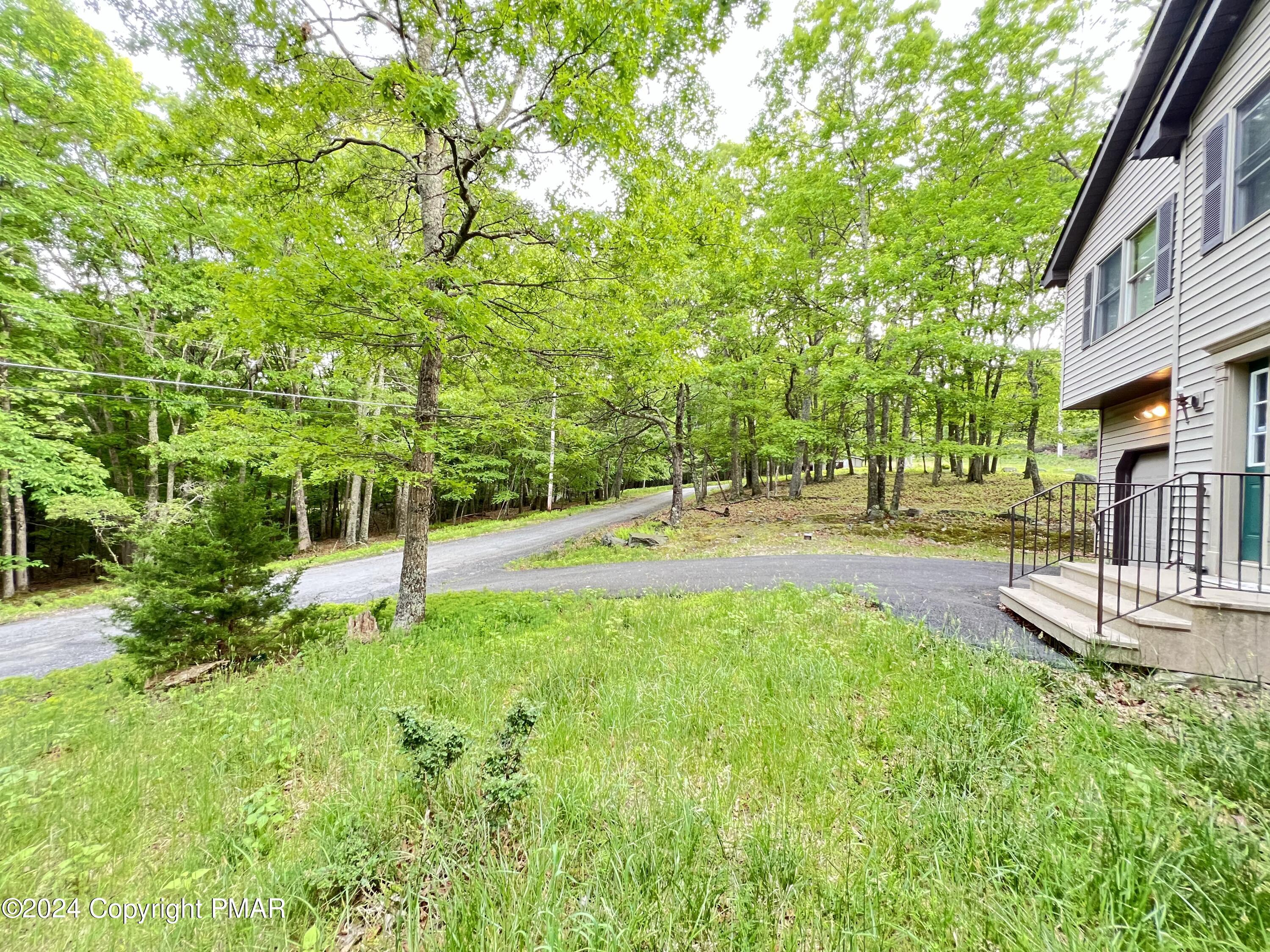 107 Warbler Court Property Photo 7
