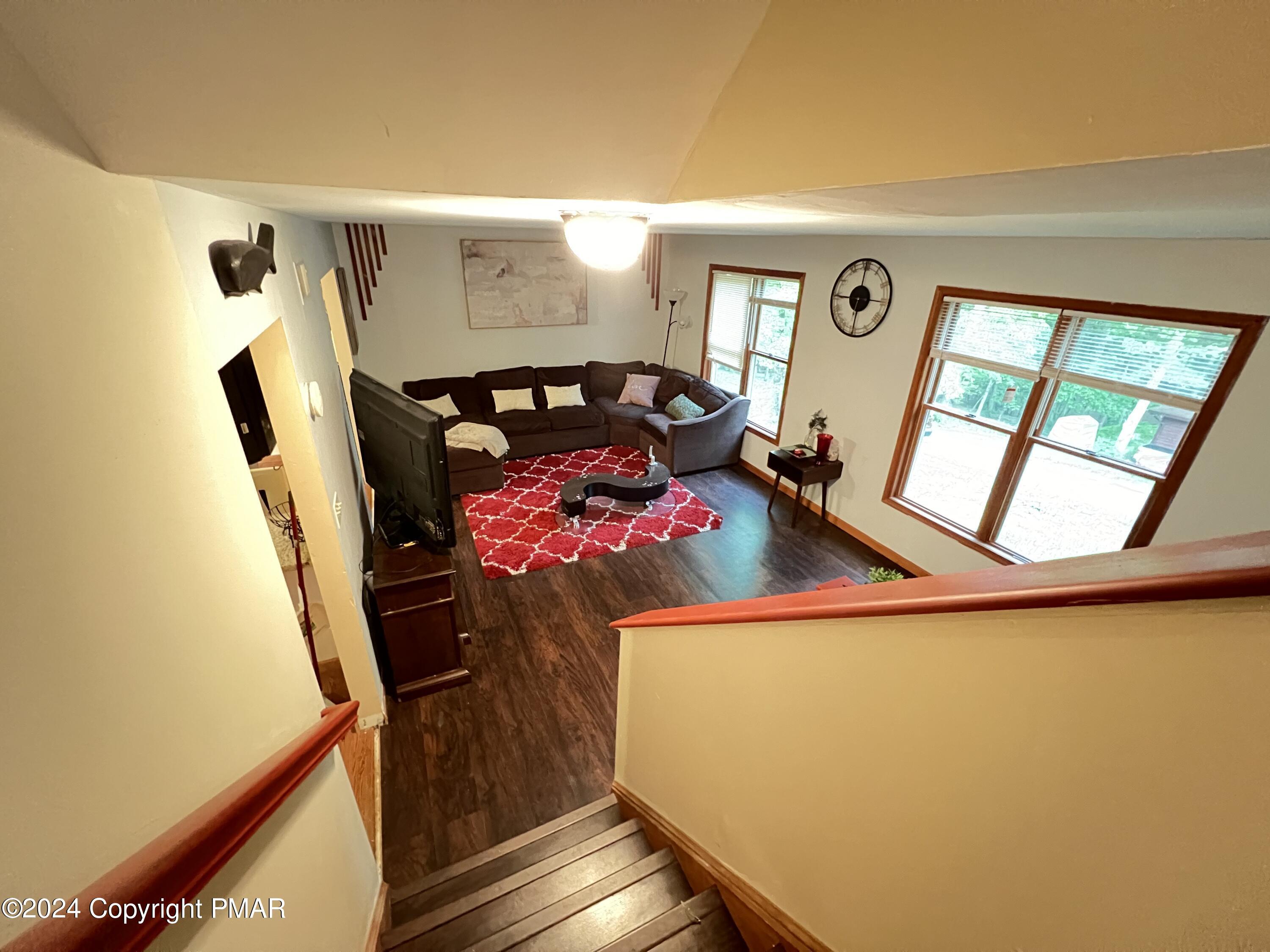 107 Warbler Court Property Photo 12