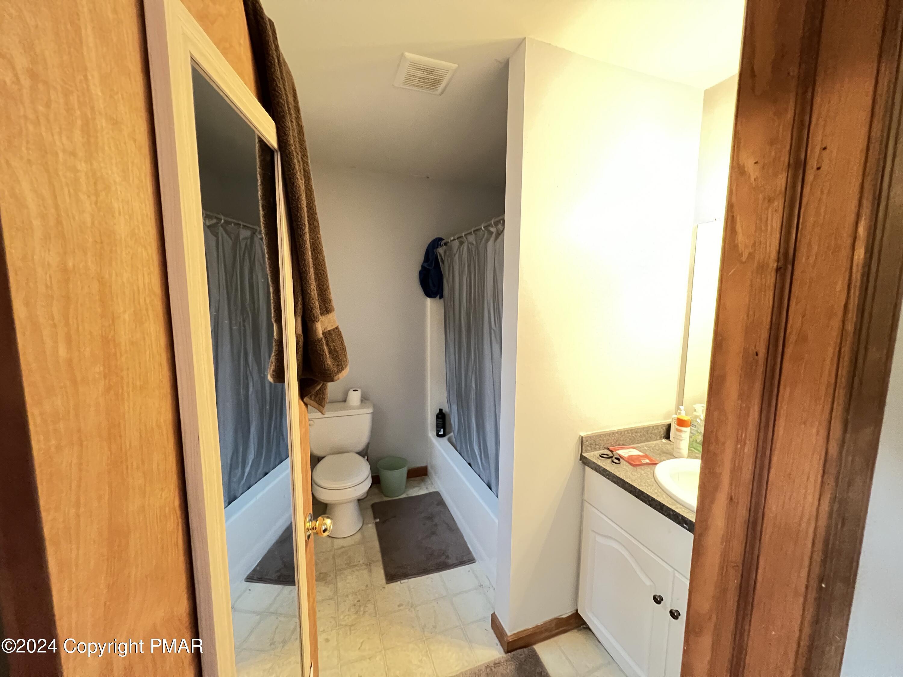107 Warbler Court Property Photo 16
