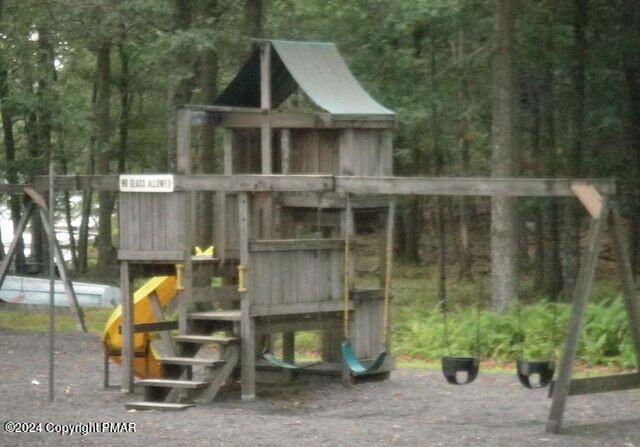 107 Warbler Court Property Photo 36