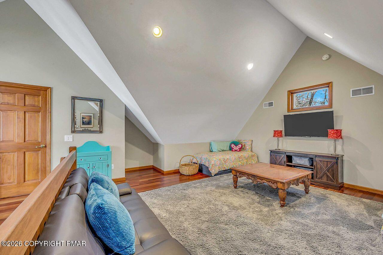 23 Kent Clarke Road Property Photo 23