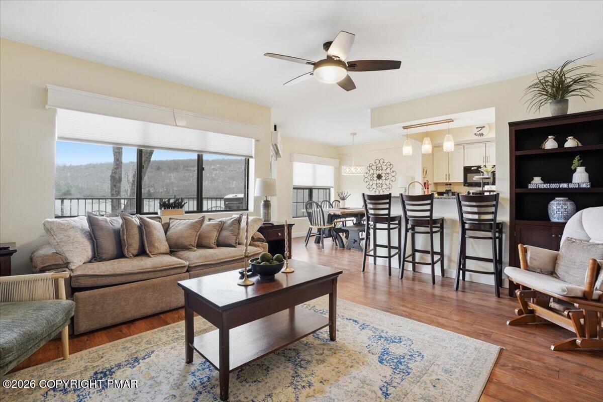 29 Midlake Drive # 202e Property Photo 12