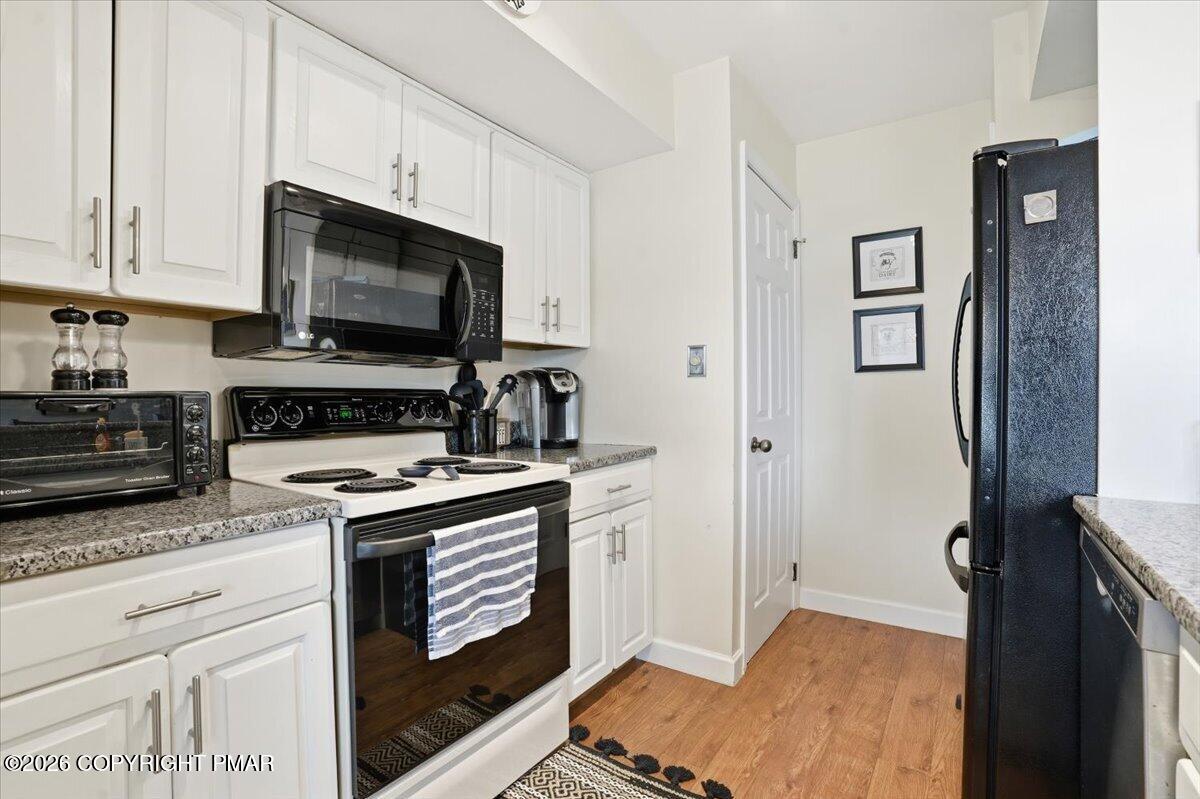 29 Midlake Drive # 202e Property Photo 18