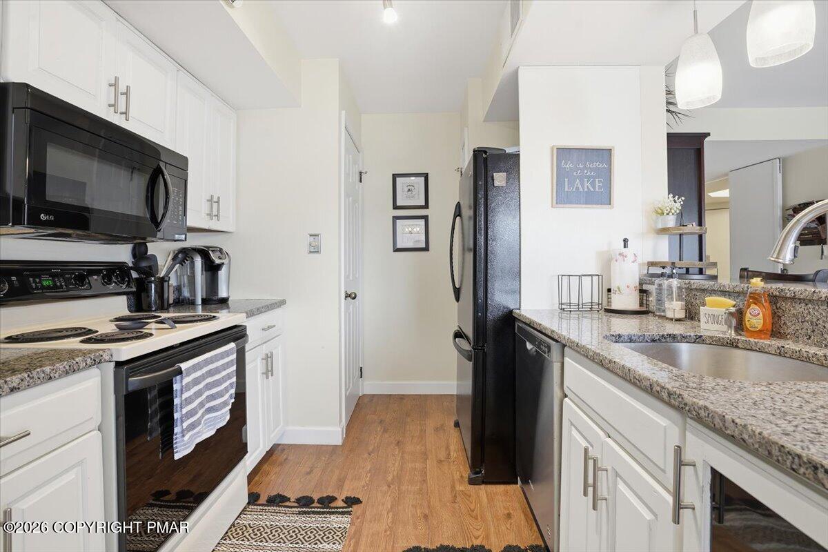 29 Midlake Drive # 202e Property Photo 19