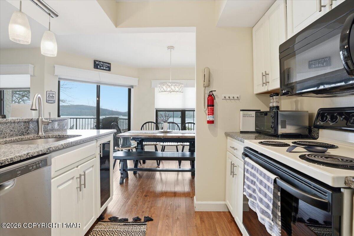 29 Midlake Drive # 202e Property Photo 21