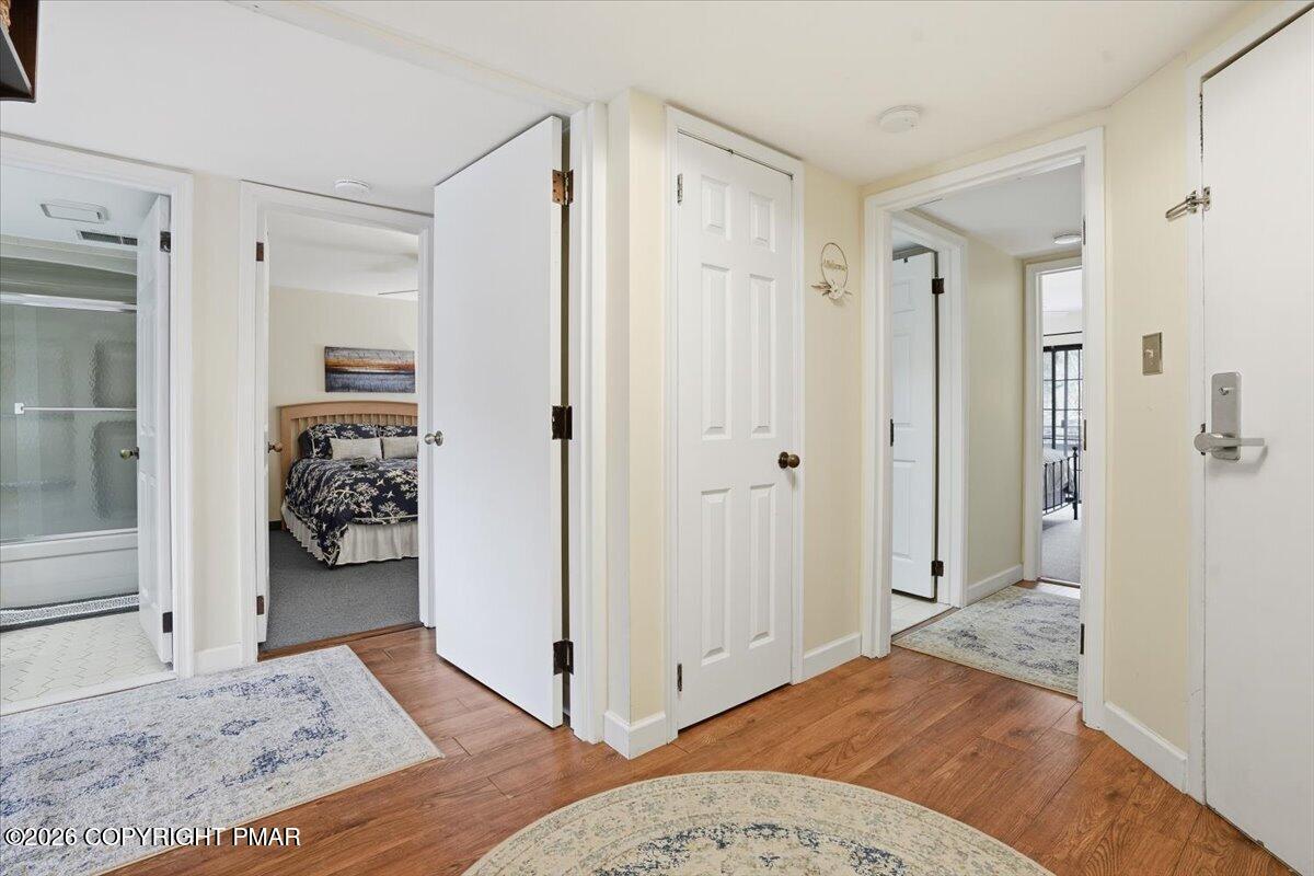 29 Midlake Drive # 202e Property Photo 24