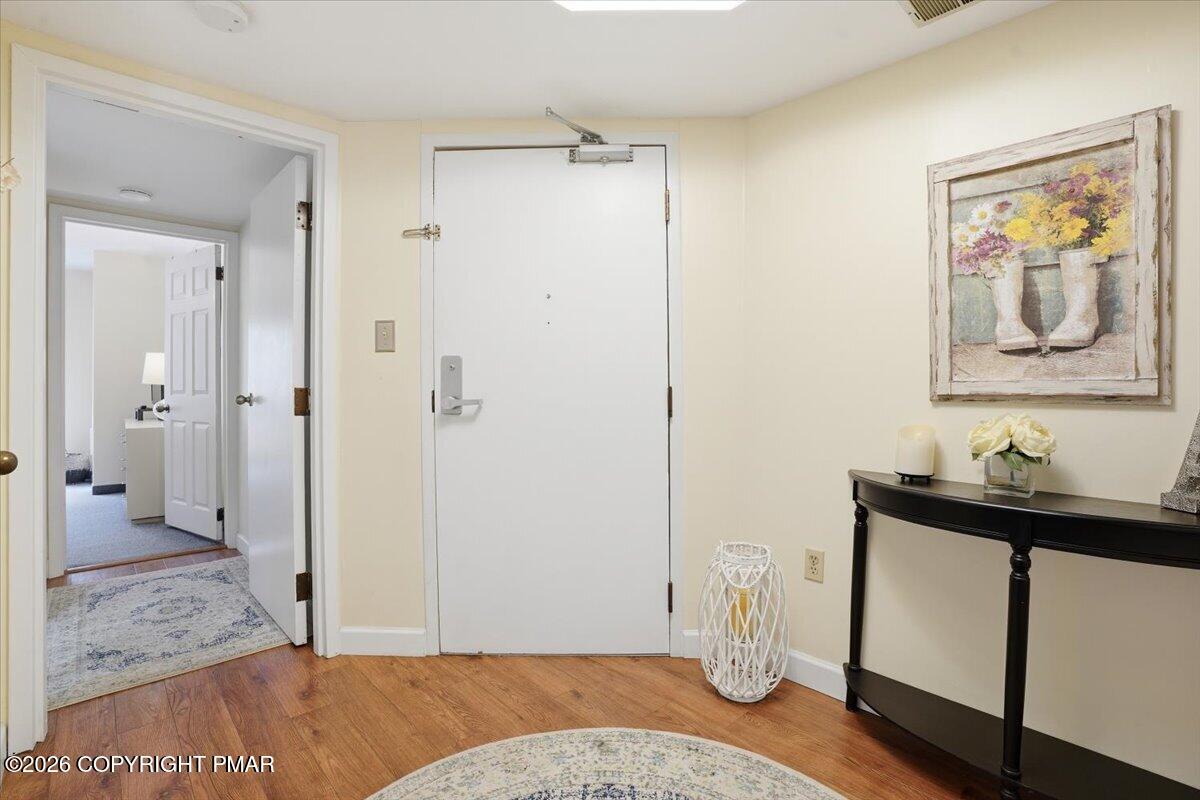 29 Midlake Drive # 202e Property Photo 25