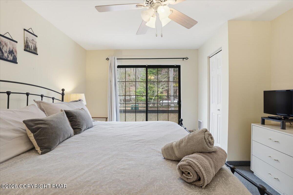 29 Midlake Drive # 202e Property Photo 27