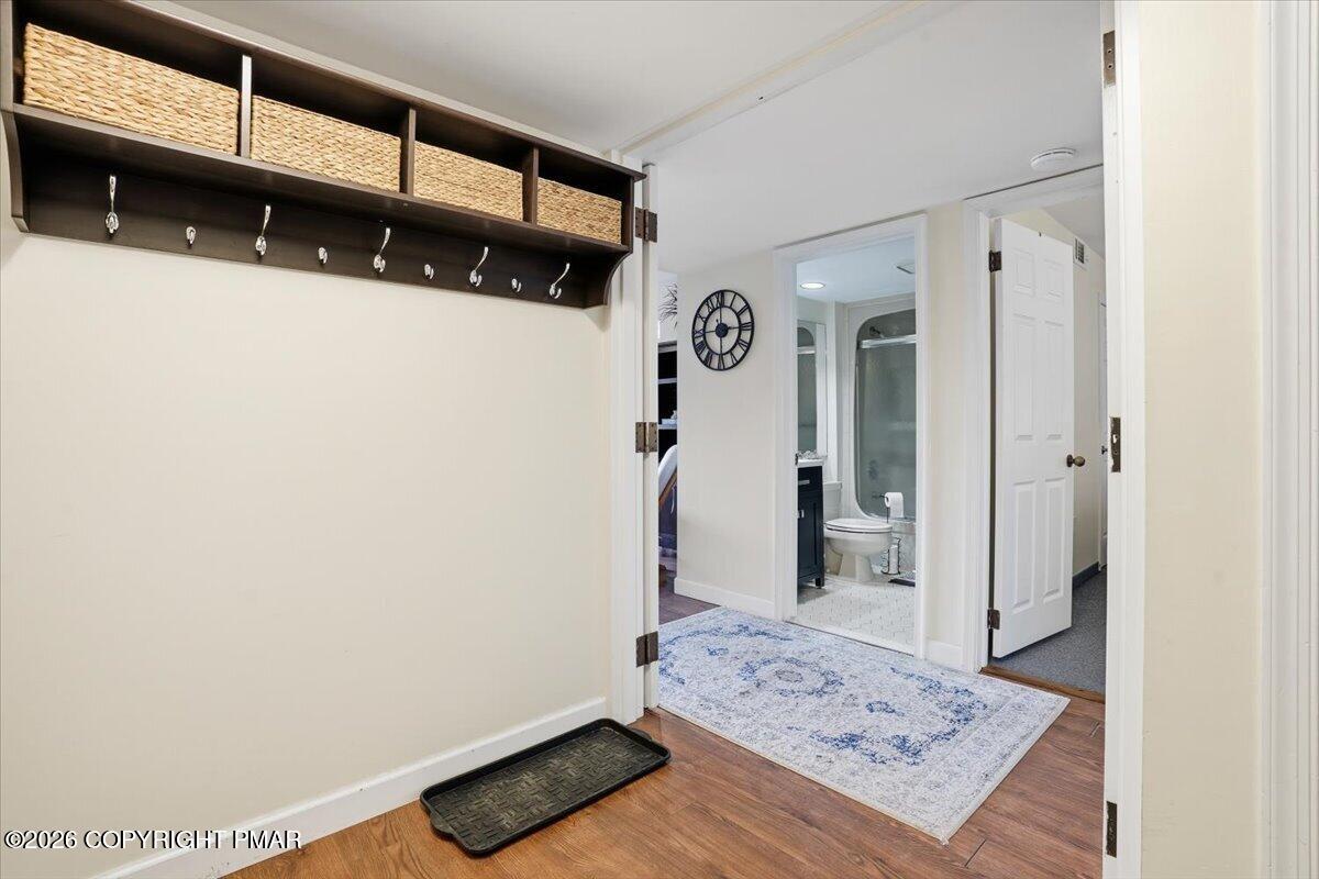 29 Midlake Drive # 202e Property Photo 34