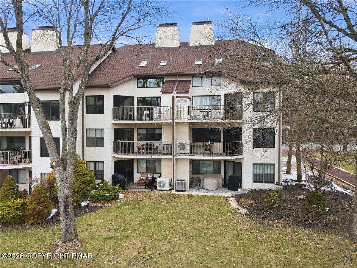 29 Midlake Drive # 202e Property Photo 41