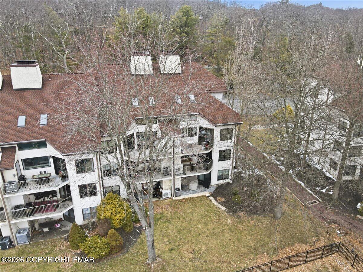 29 Midlake Drive # 202e Property Photo 46