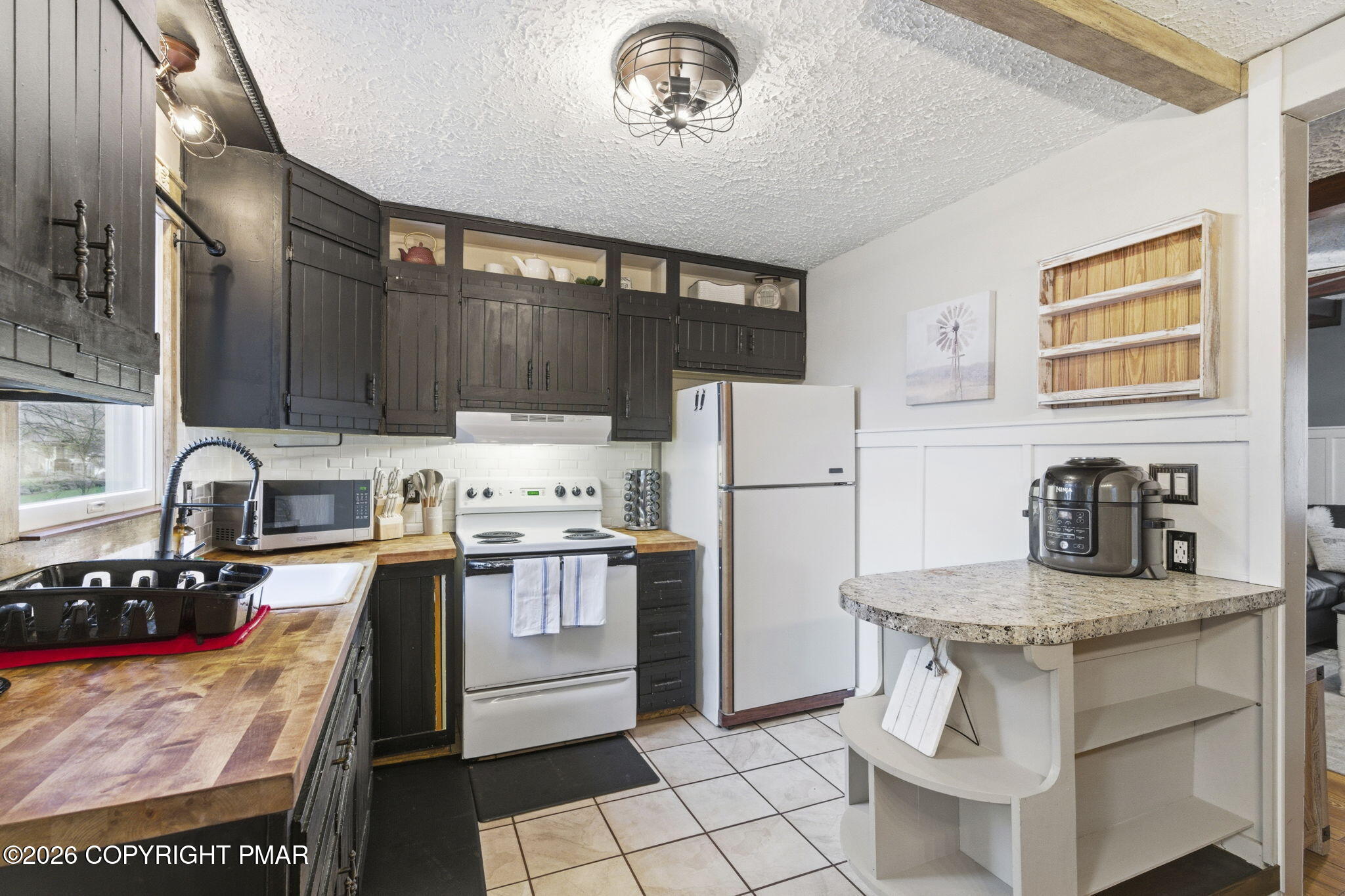 7106 Robinwood Drive Property Photo 30