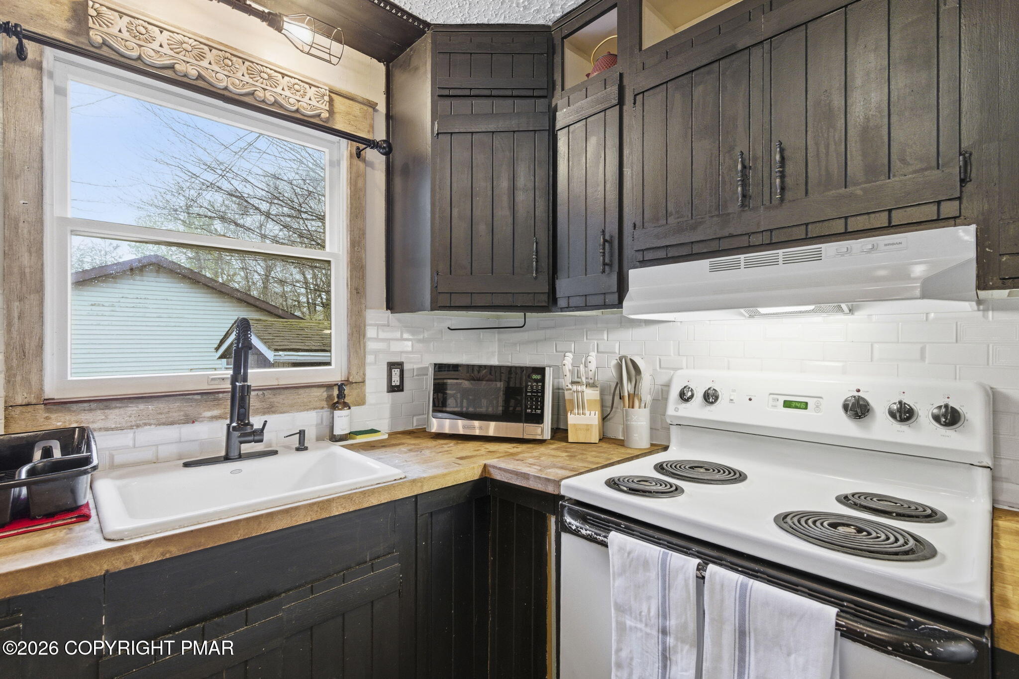 7106 Robinwood Drive Property Photo 33