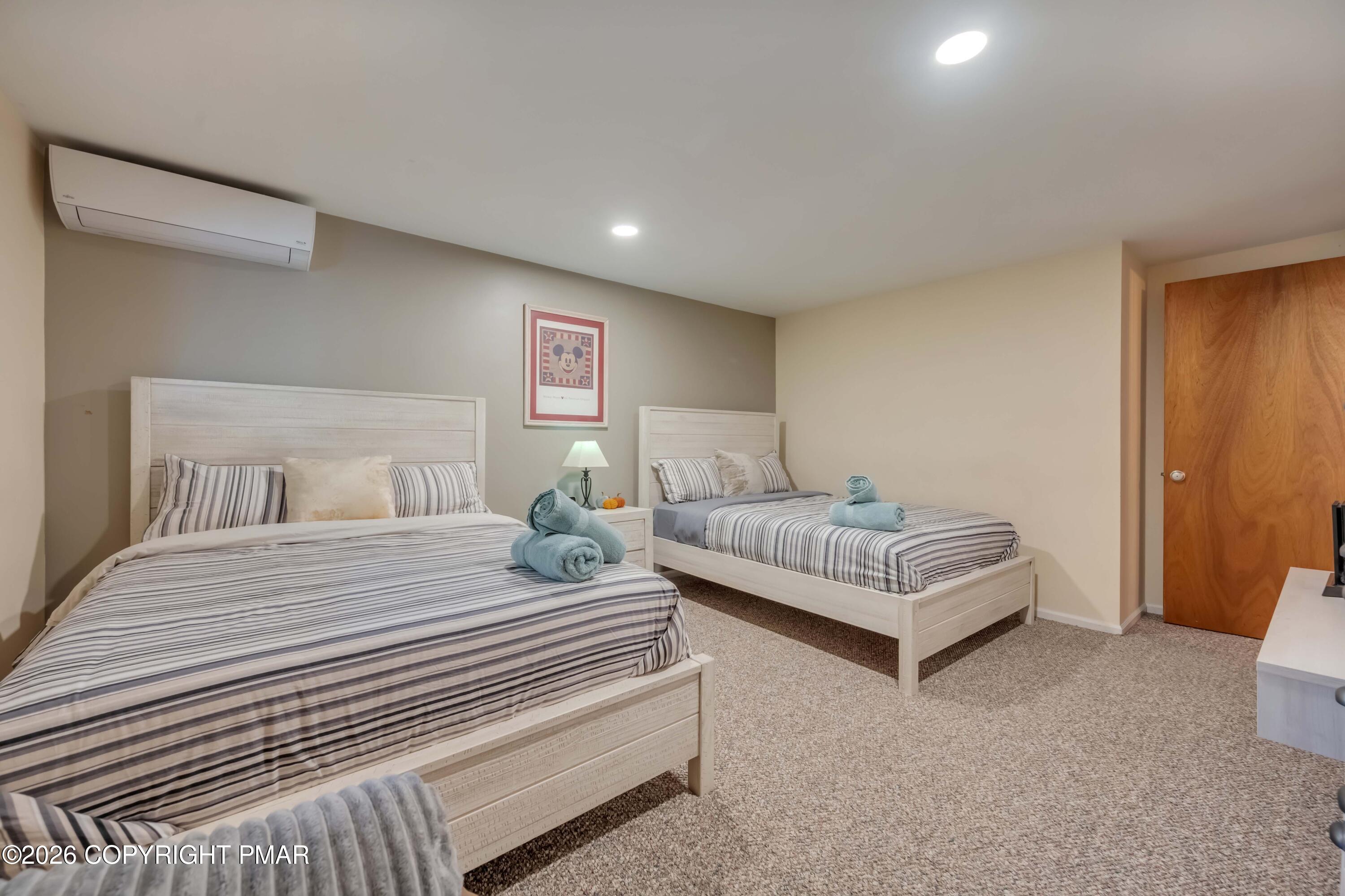 25 Middle Village Way Property Photo 16