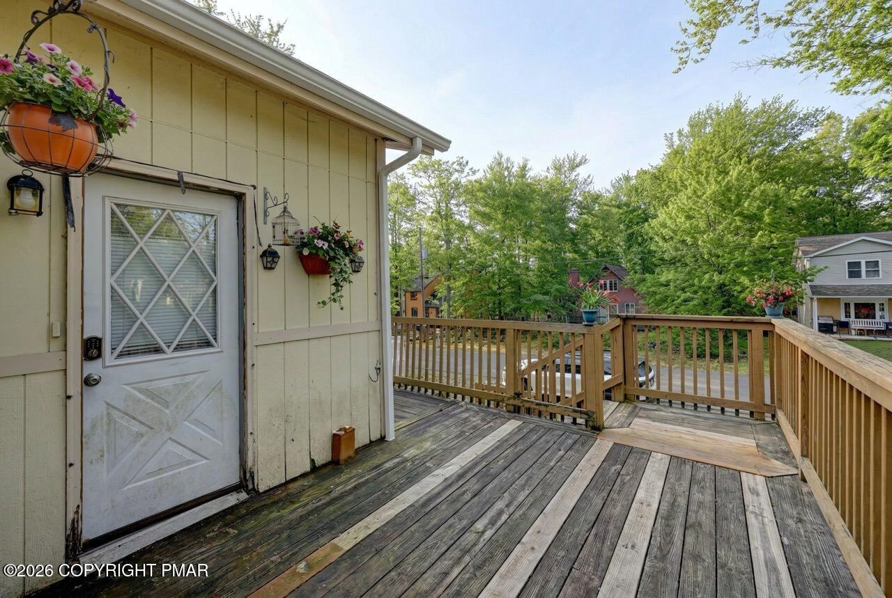 6263 Park Place Property Photo 5