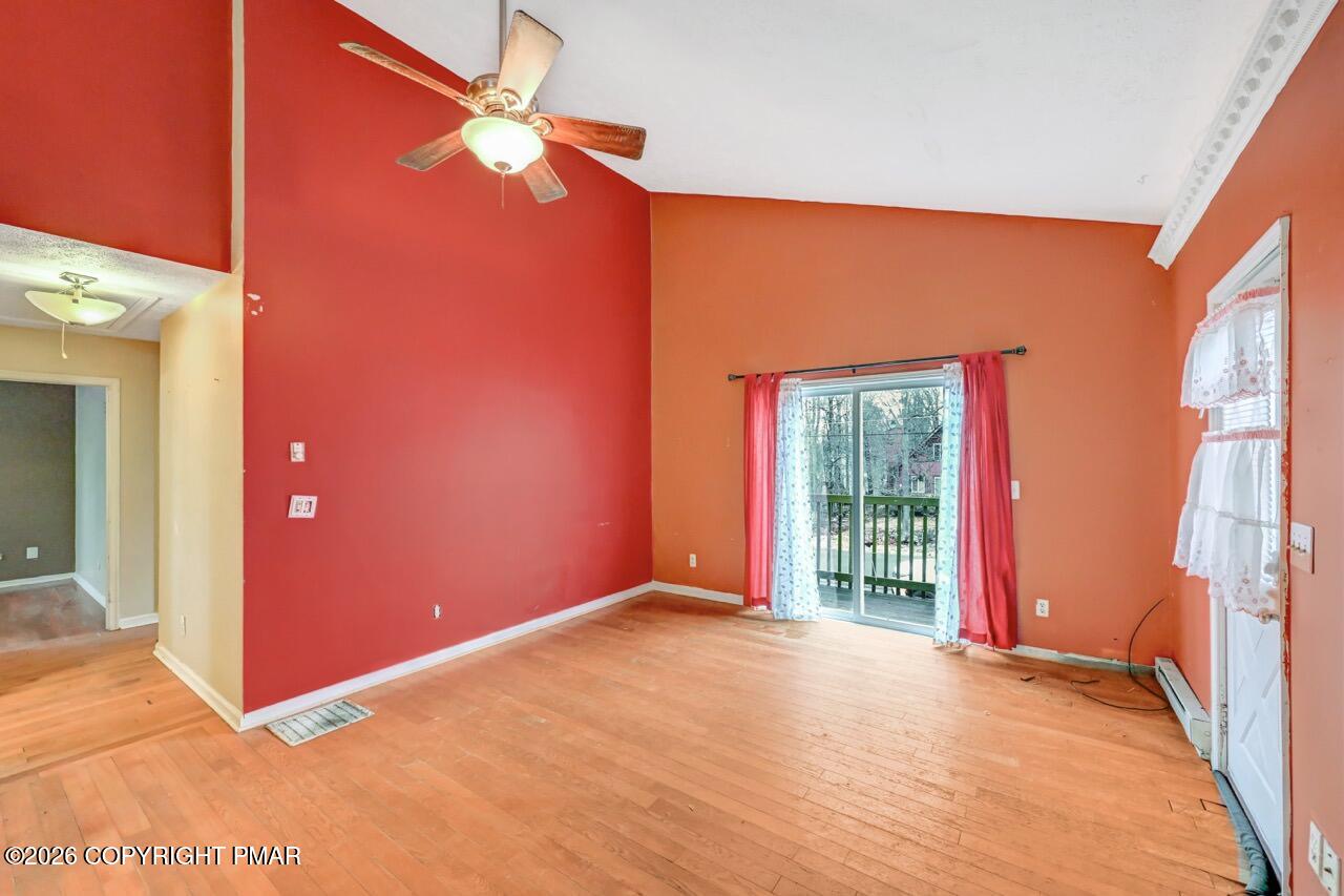 6263 Park Place Property Photo 8