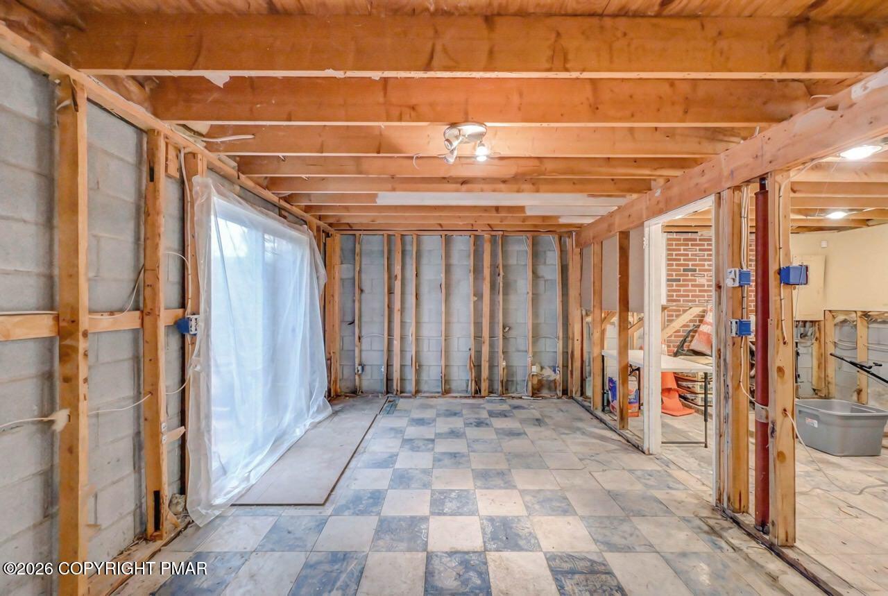 6263 Park Place Property Photo 14