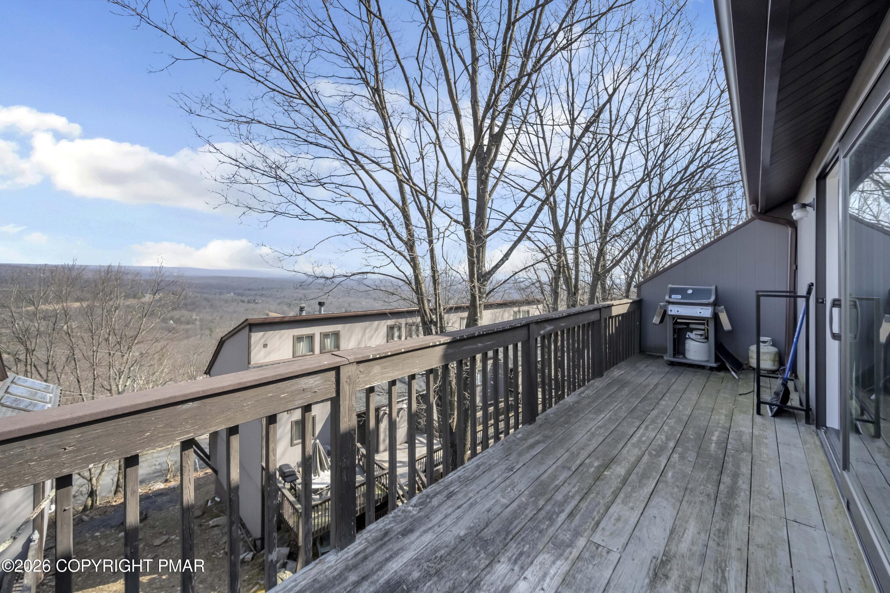 243 High Pass Way Property Photo 10