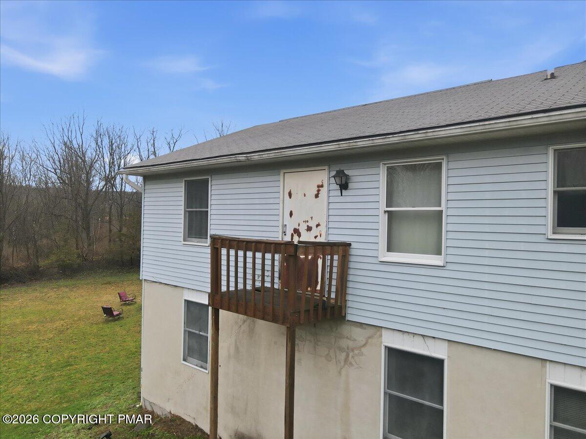 119 Hildabrant Lane Property Photo 5