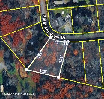 Pleasant View Dr C Drive Property Photo 2