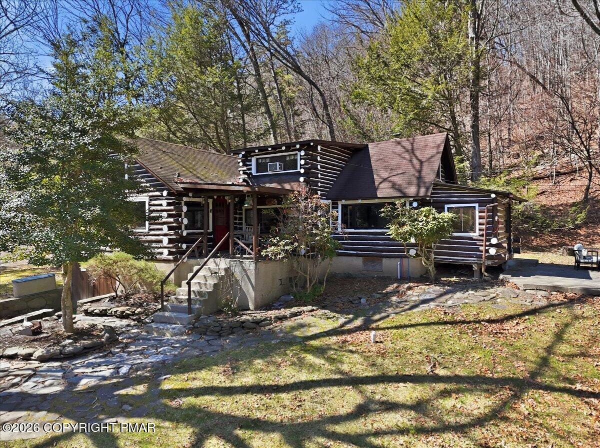 1074 Stony Creek Road Property Photo 1