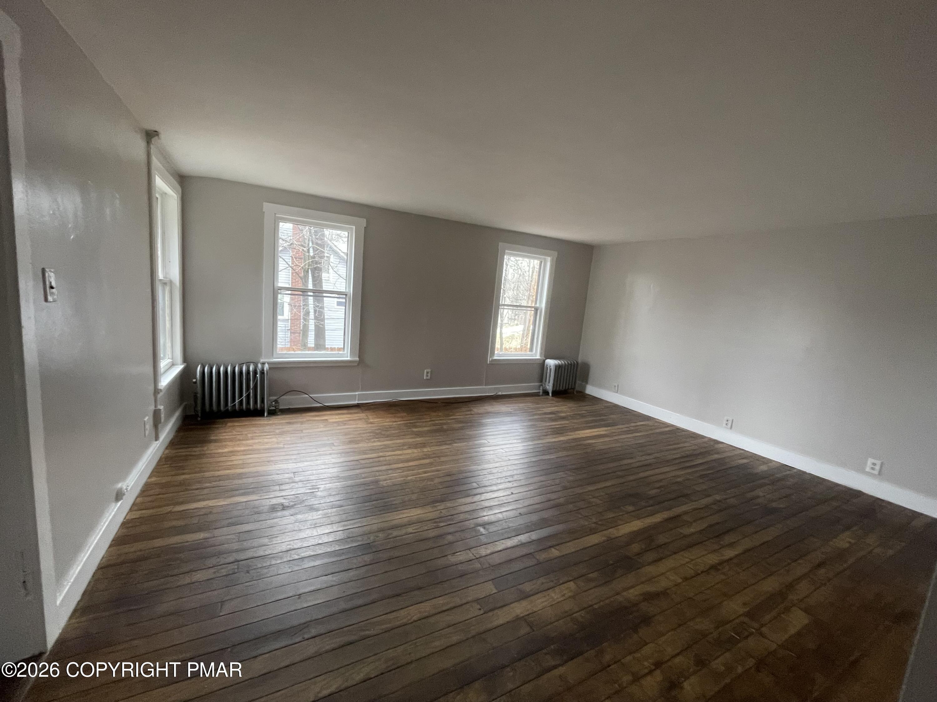 245 Washington Street 2nd Fl Property Photo 9