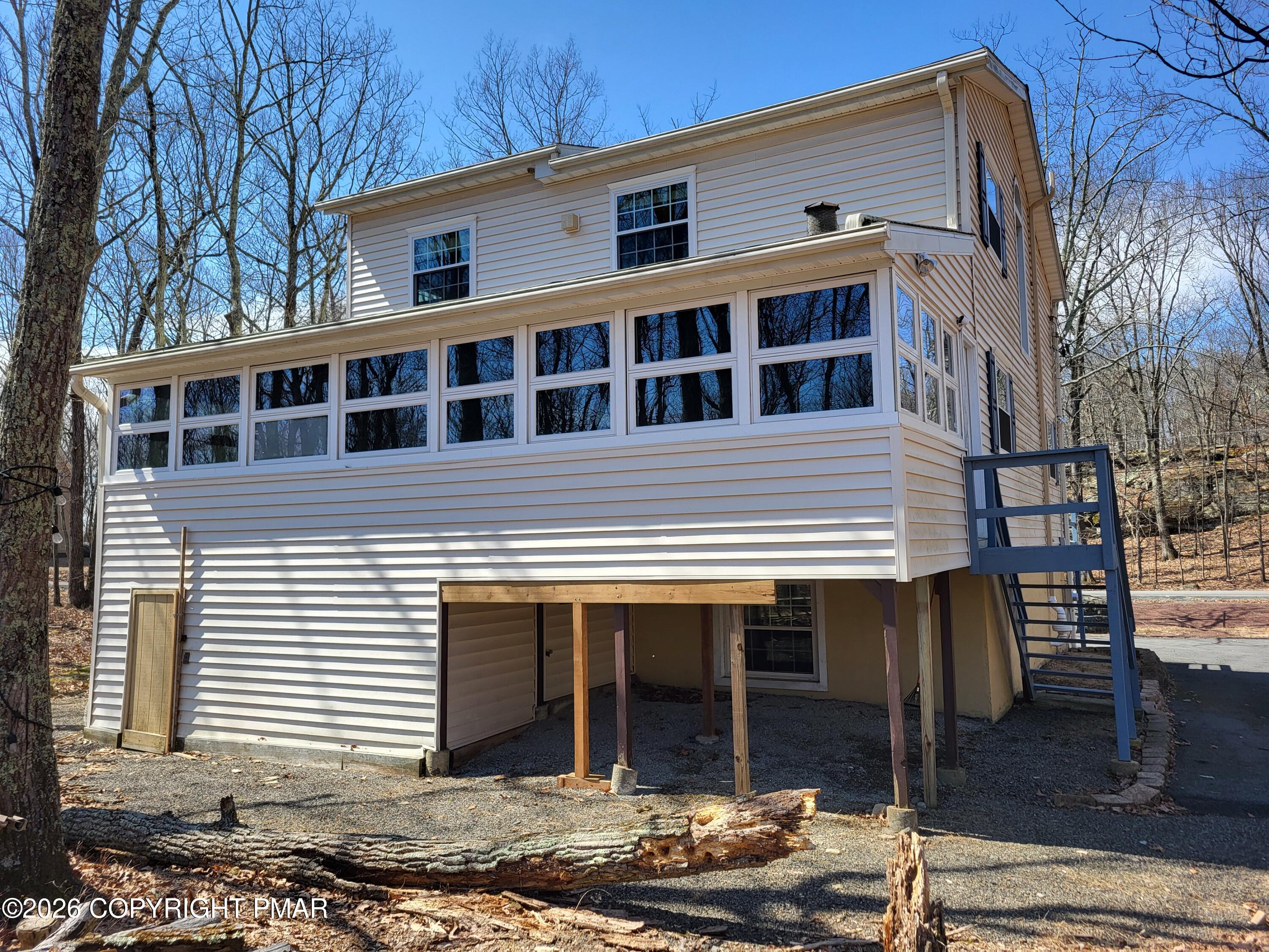 2014 Scarborough Way Property Photo 2