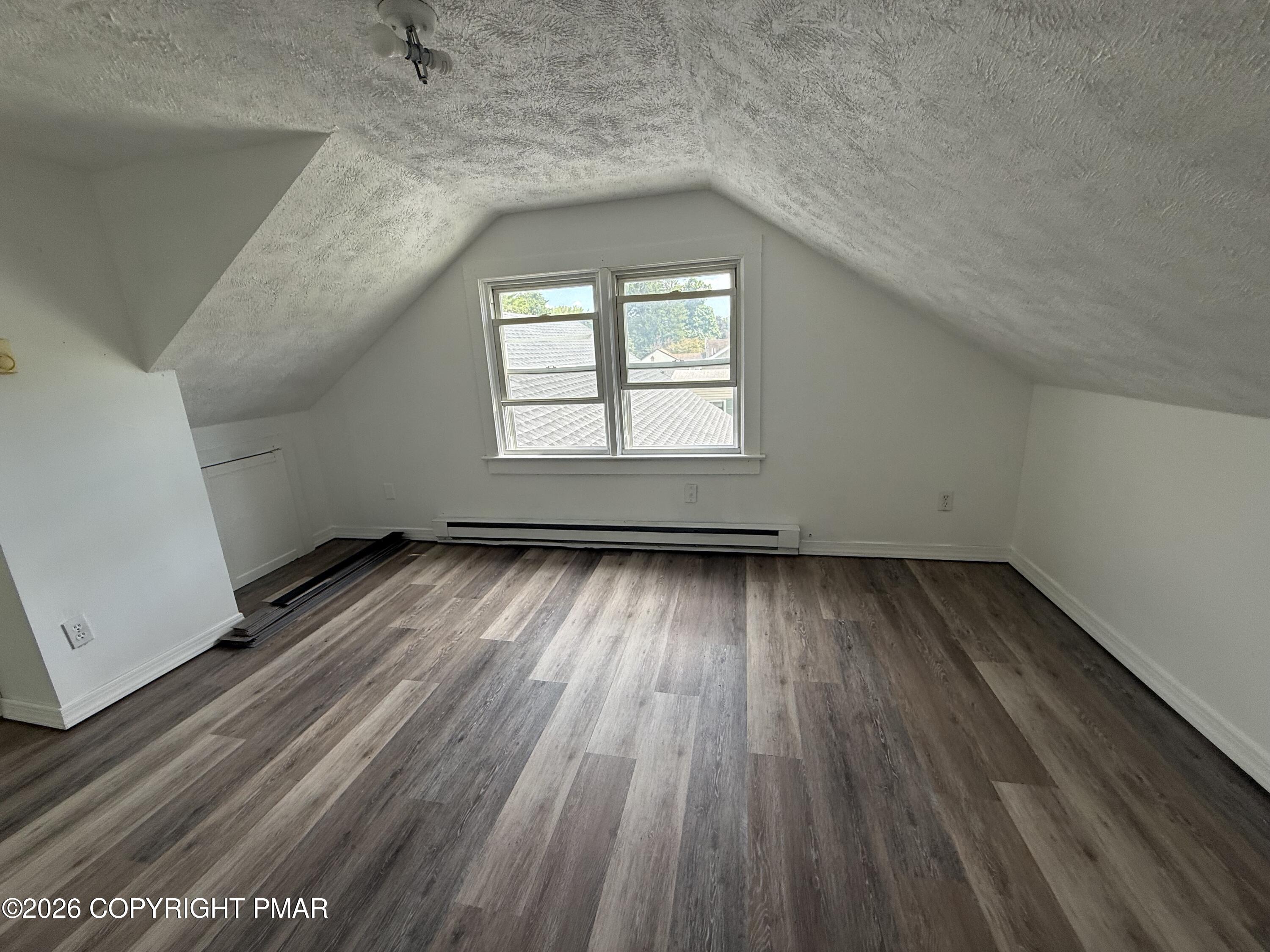 1564 Spruce Street Property Photo 39