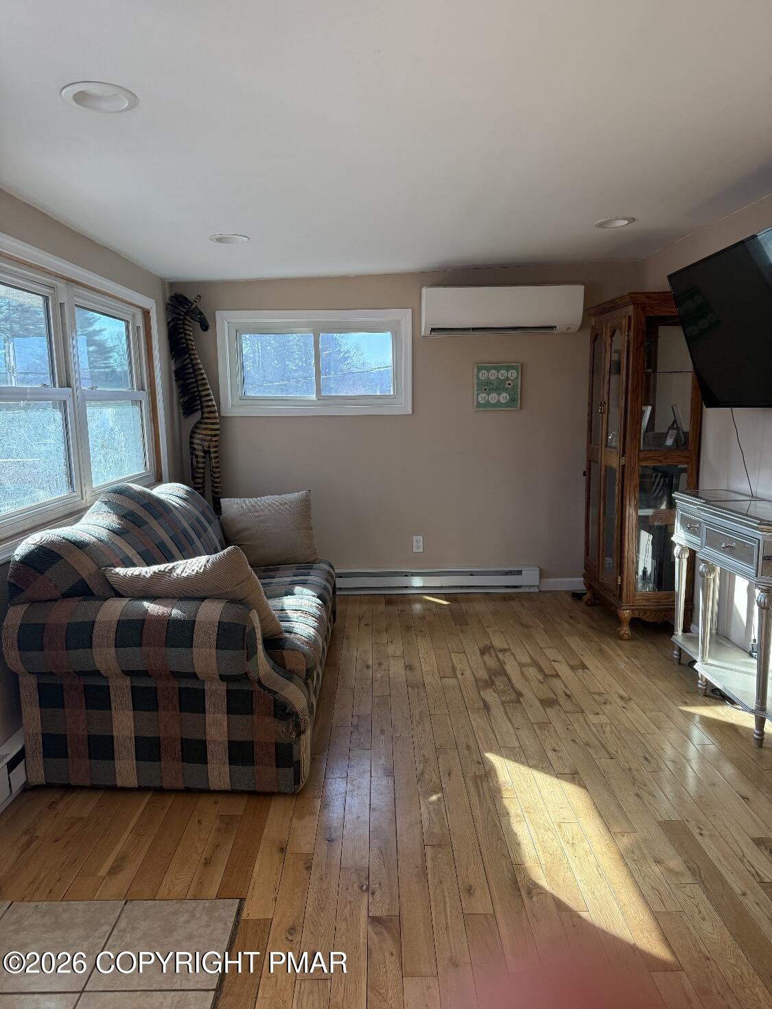 1564 Spruce Street Property Photo 55