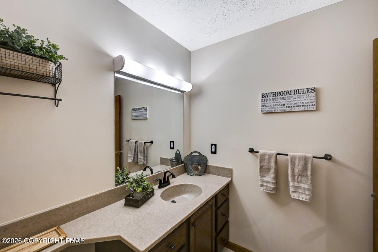 96 Wolf Hollow Road Property Photo 30