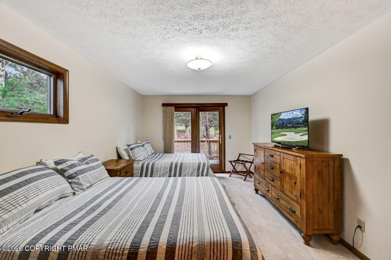 96 Wolf Hollow Road Property Photo 60
