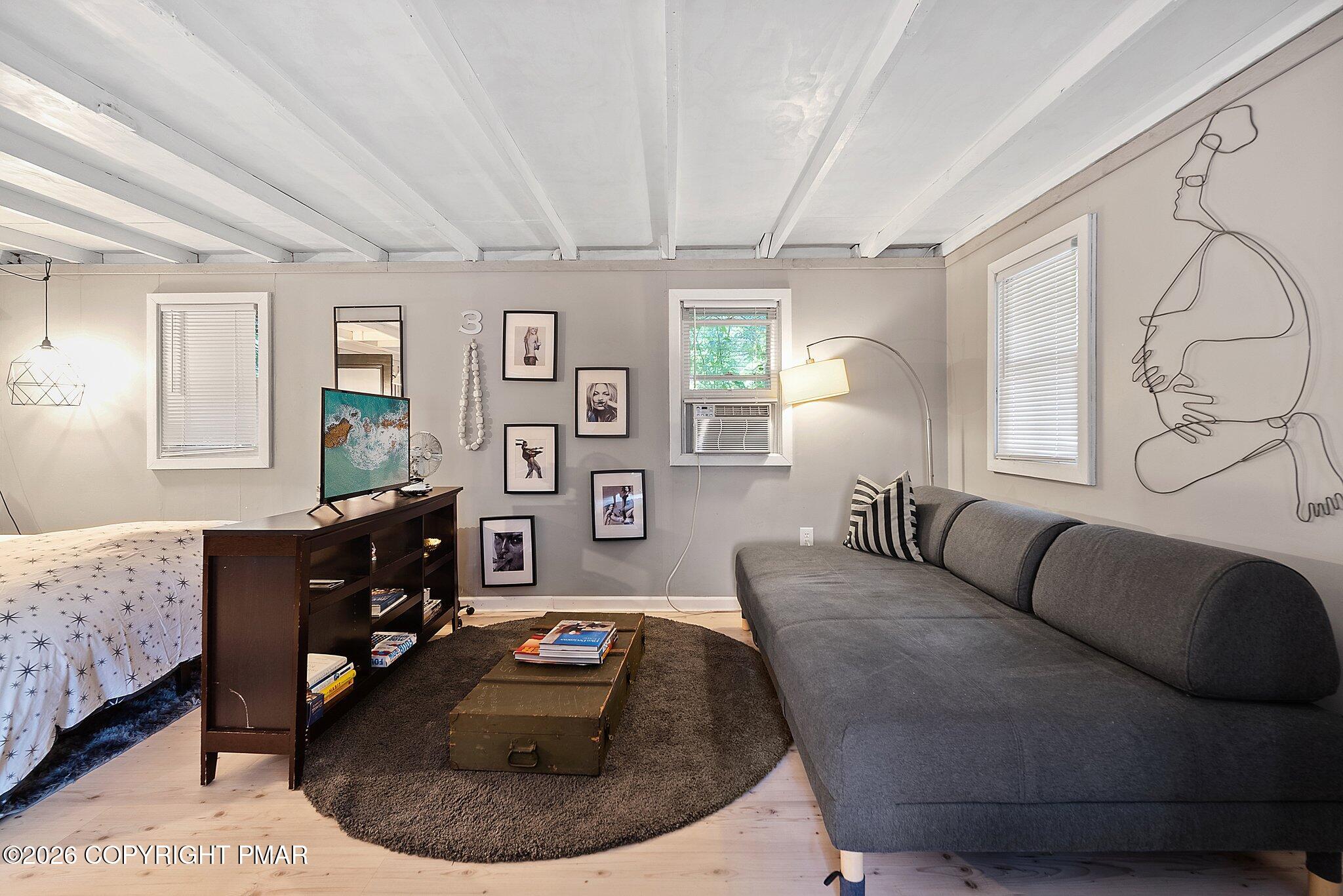 111 Sweet Pea Lane Property Photo 4