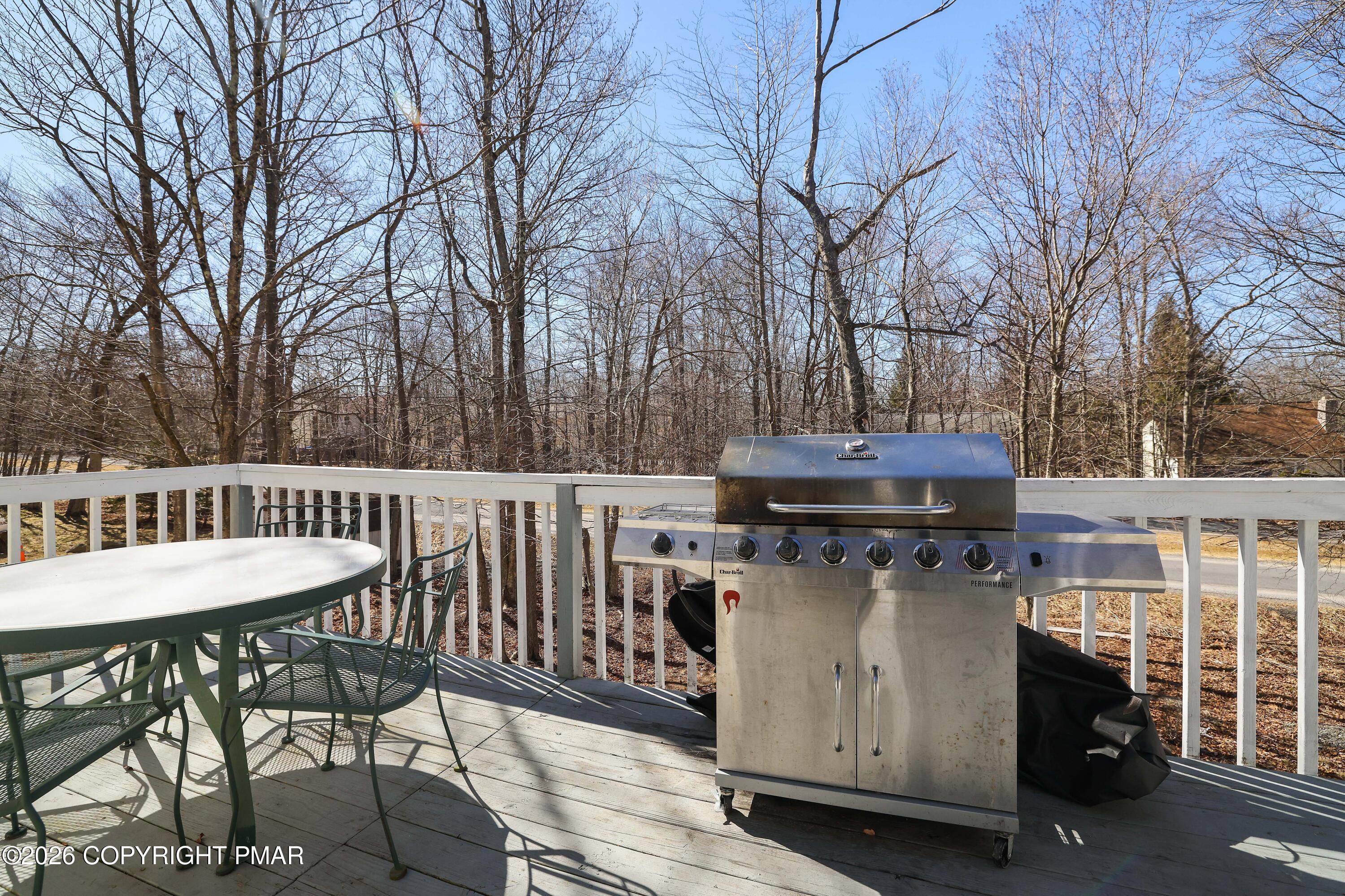 4587 Briarcliff Terrace Property Photo 28