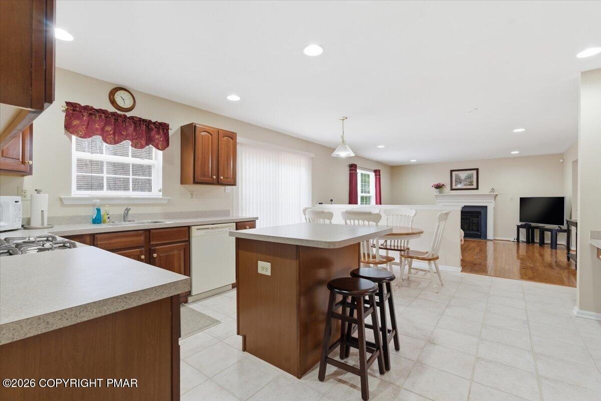 706 Franklin Court Property Photo 9