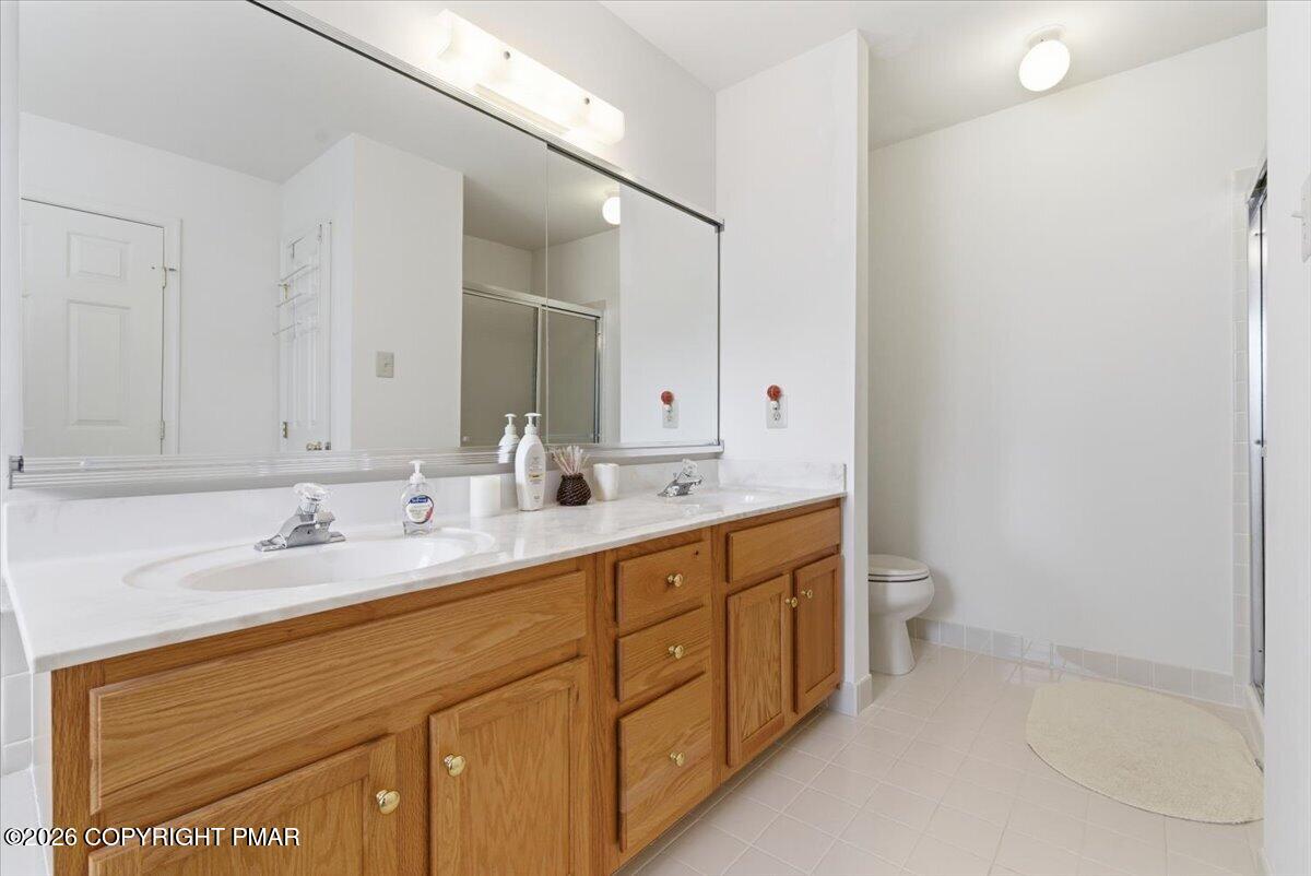 706 Franklin Court Property Photo 27