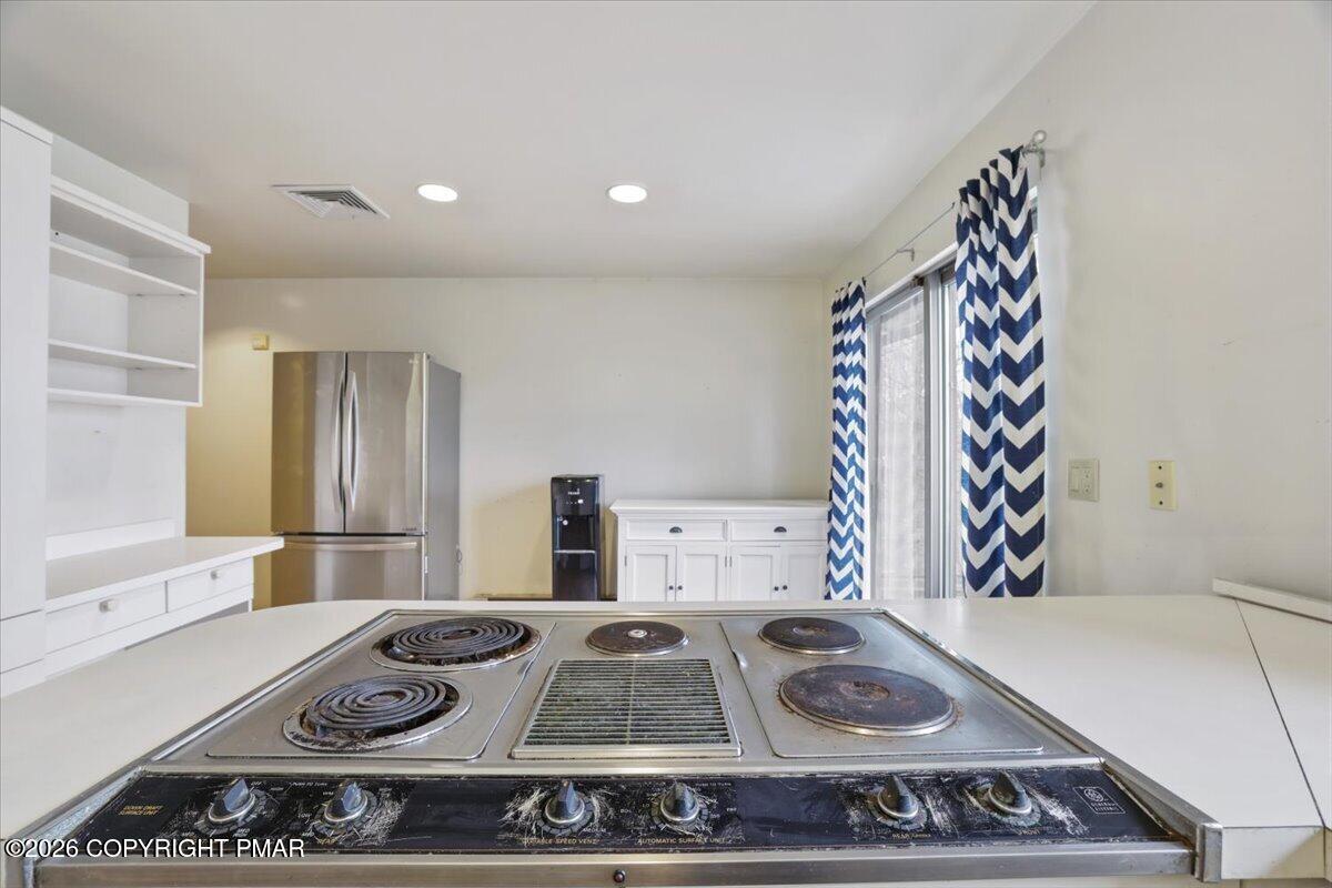 281 Forest Drive Property Photo 14