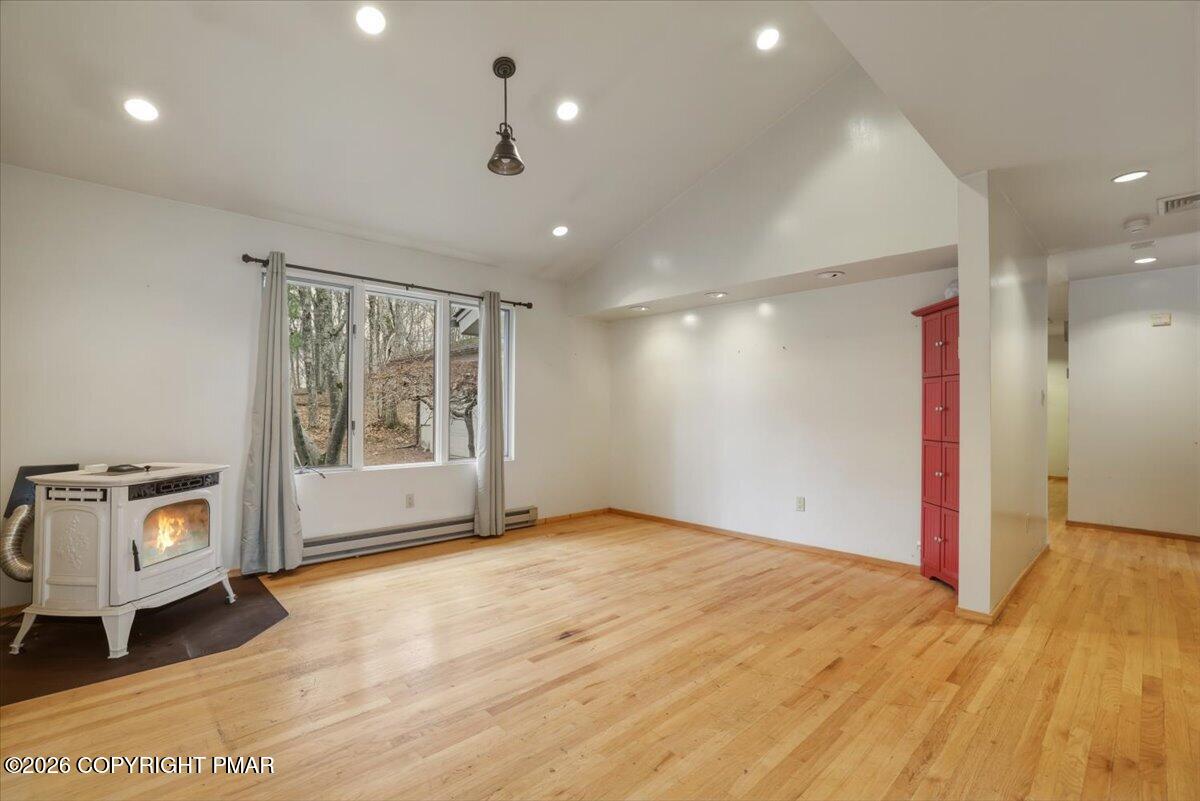 281 Forest Drive Property Photo 16