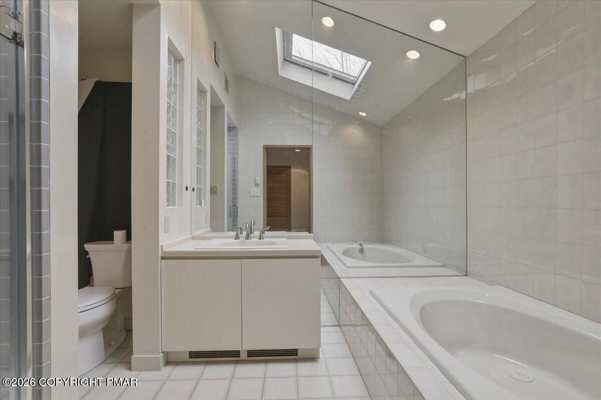 281 Forest Drive Property Photo 21