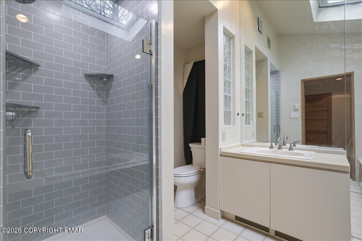 281 Forest Drive Property Photo 22