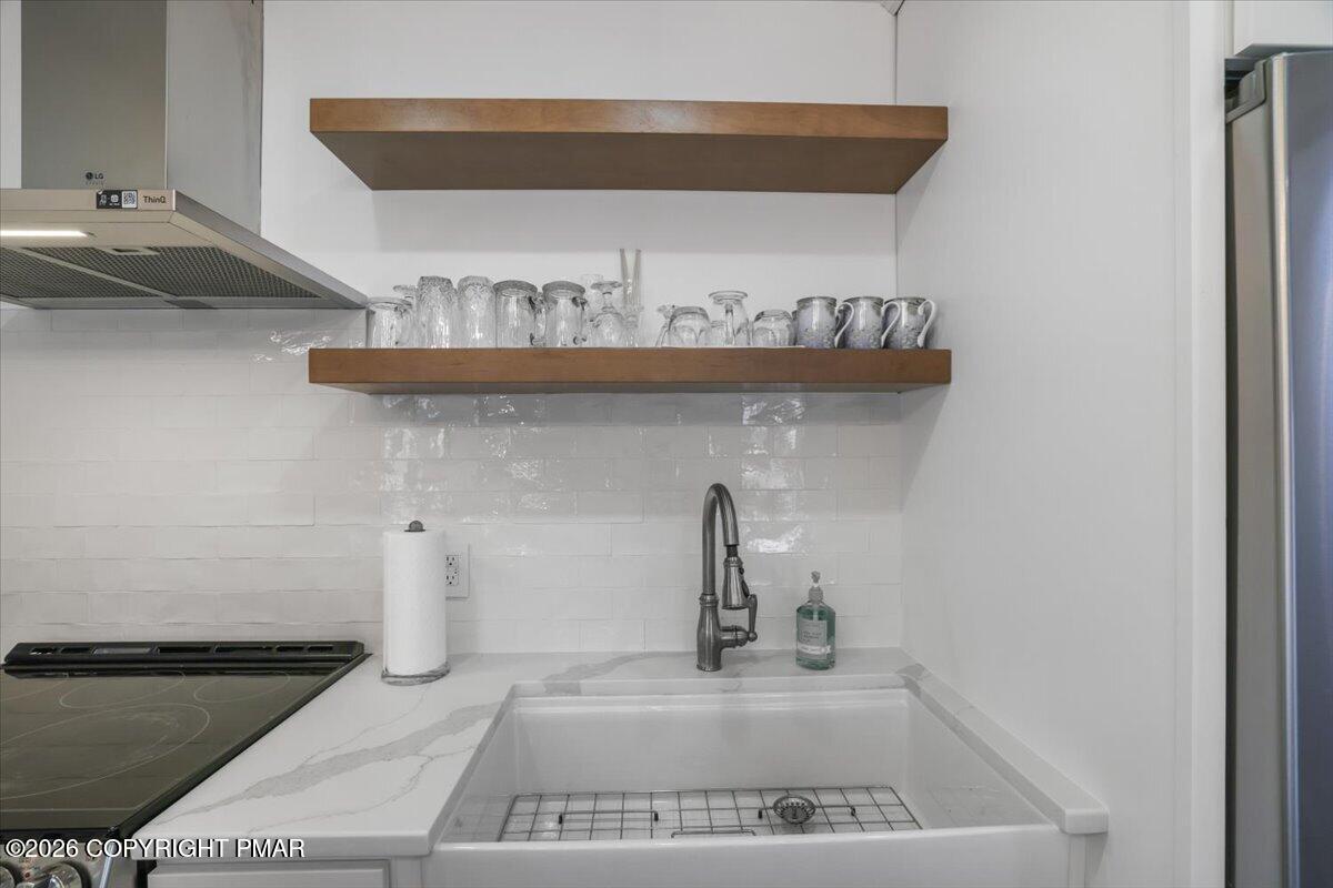 8943 Deerfield Drive Property Photo 14