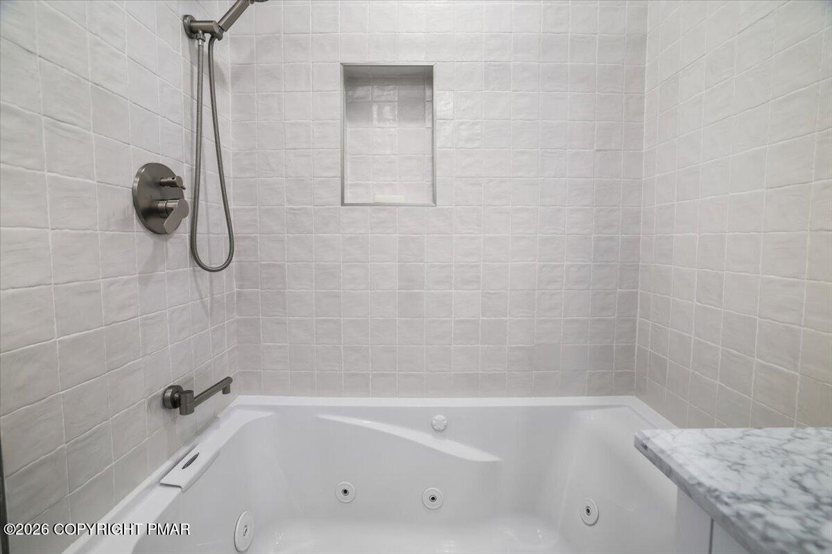 8943 Deerfield Drive Property Photo 28